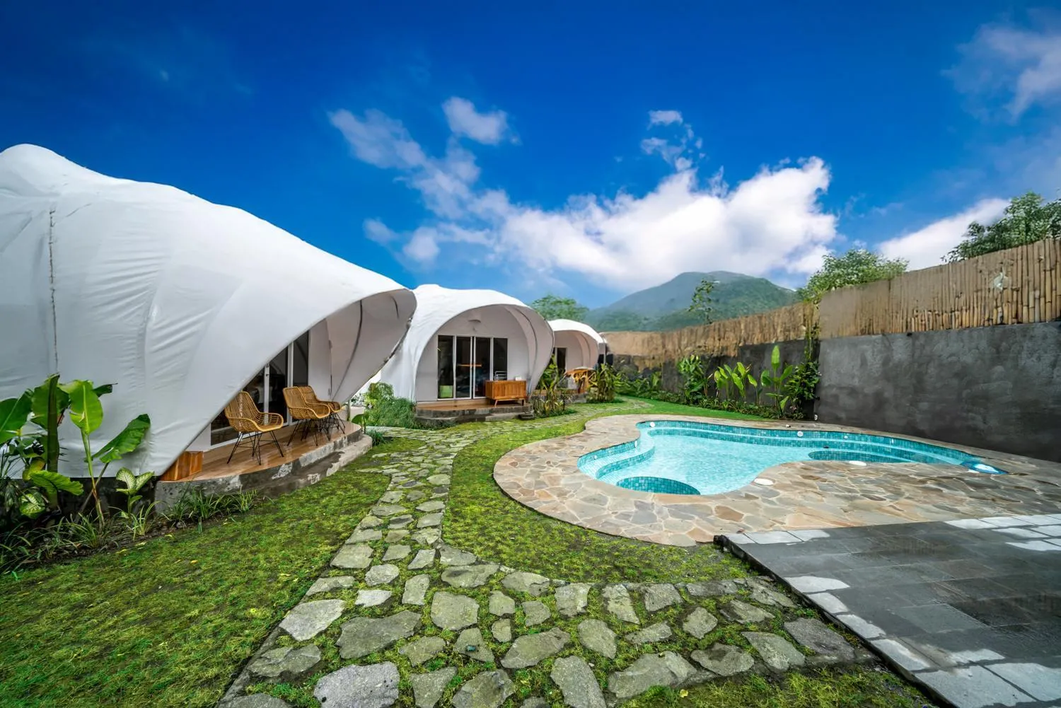 Swimming pool in The Dewi Kintamani Luxury Glamping and Natural Hotspring