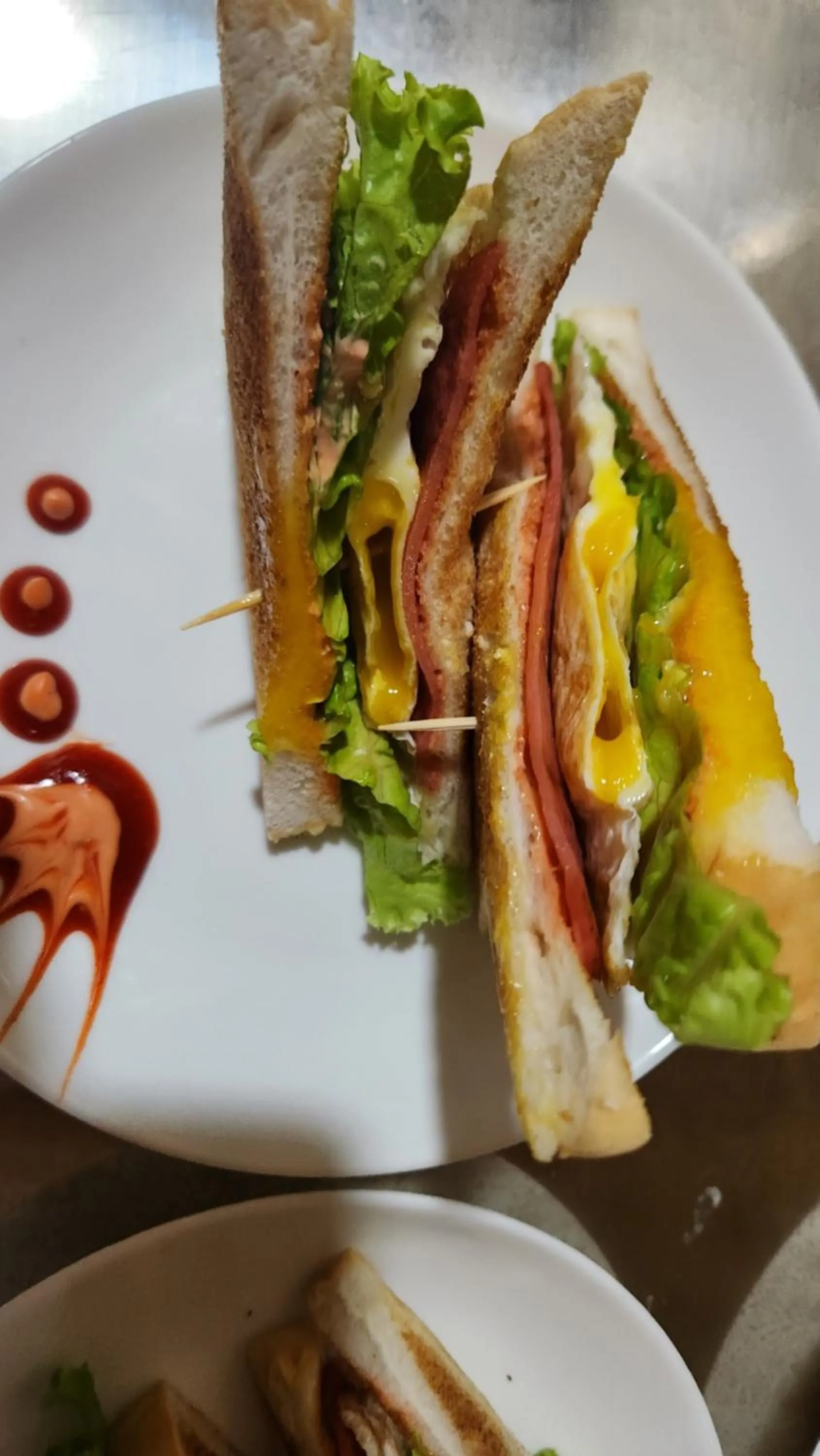 Restaurant/places to eat in Airport Hotel Clark