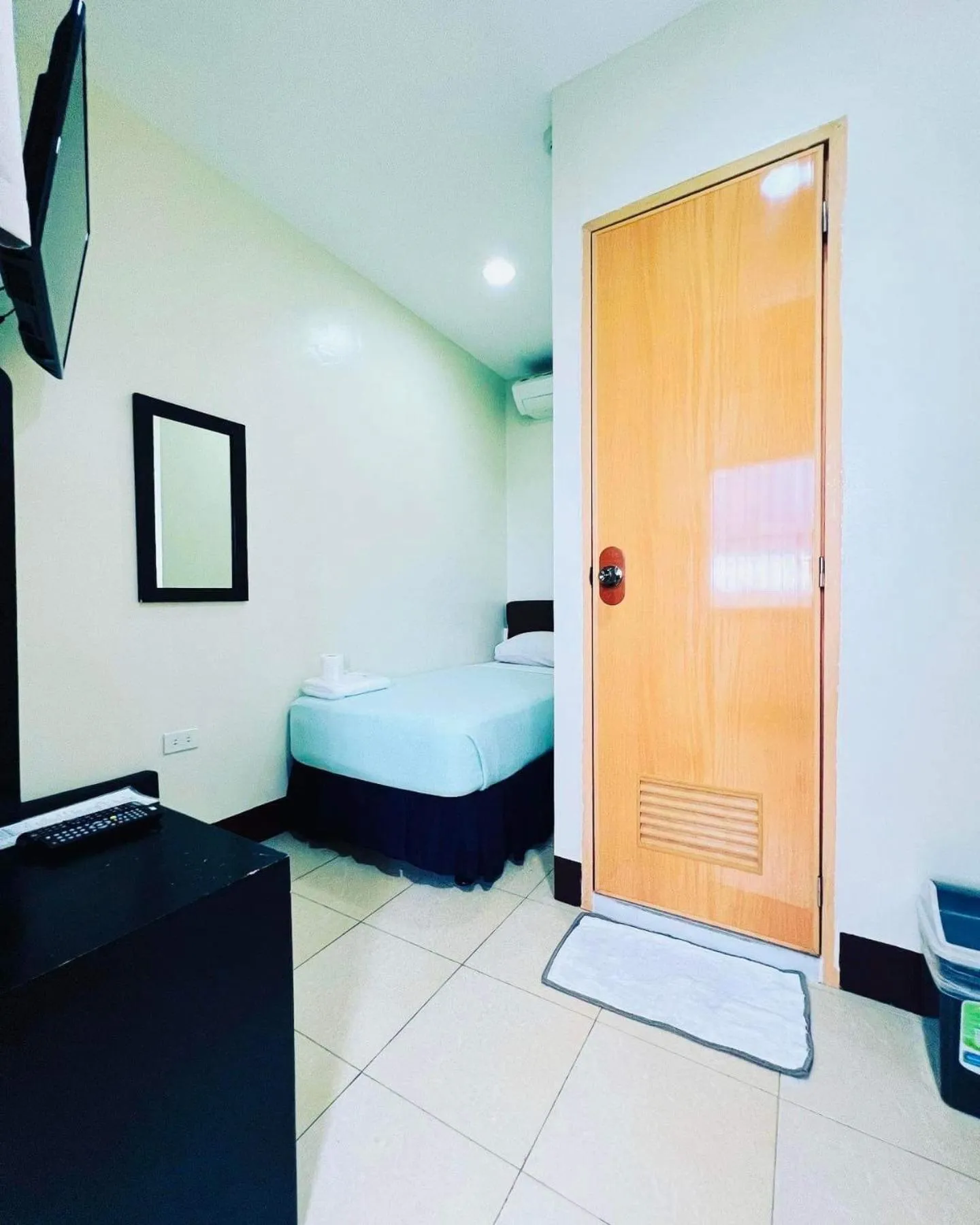 Photo of the whole room, Bed in Park Avenue Residence Inn and Suites