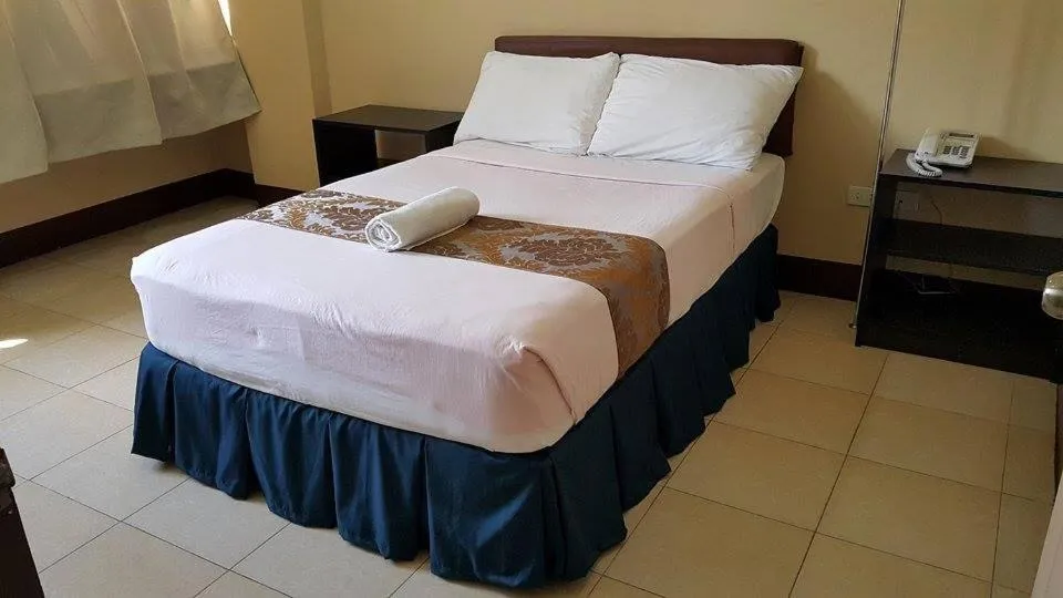 Photo of the whole room, Bed in Park Avenue Residence Inn and Suites