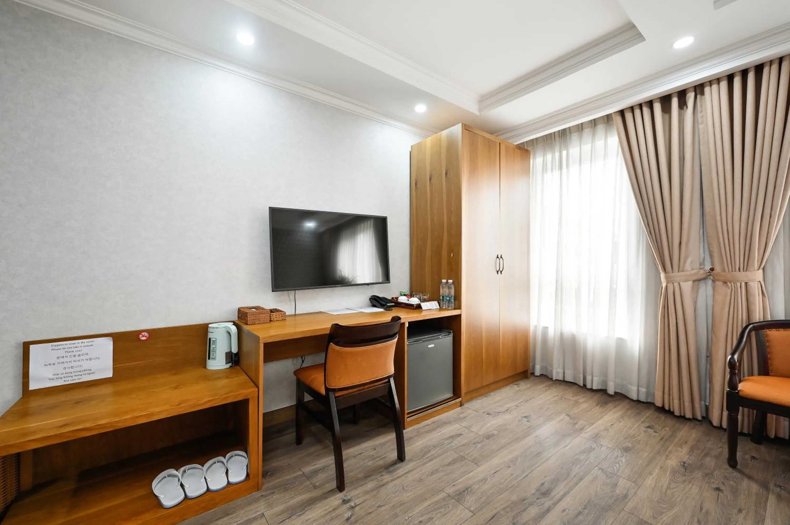 The River Park Hotel