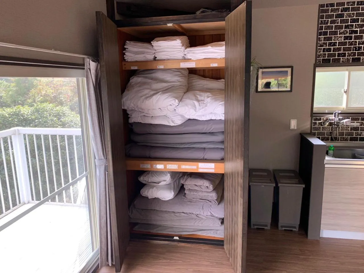 Bedroom, Bed in Green Room - グリーンルーム志摩