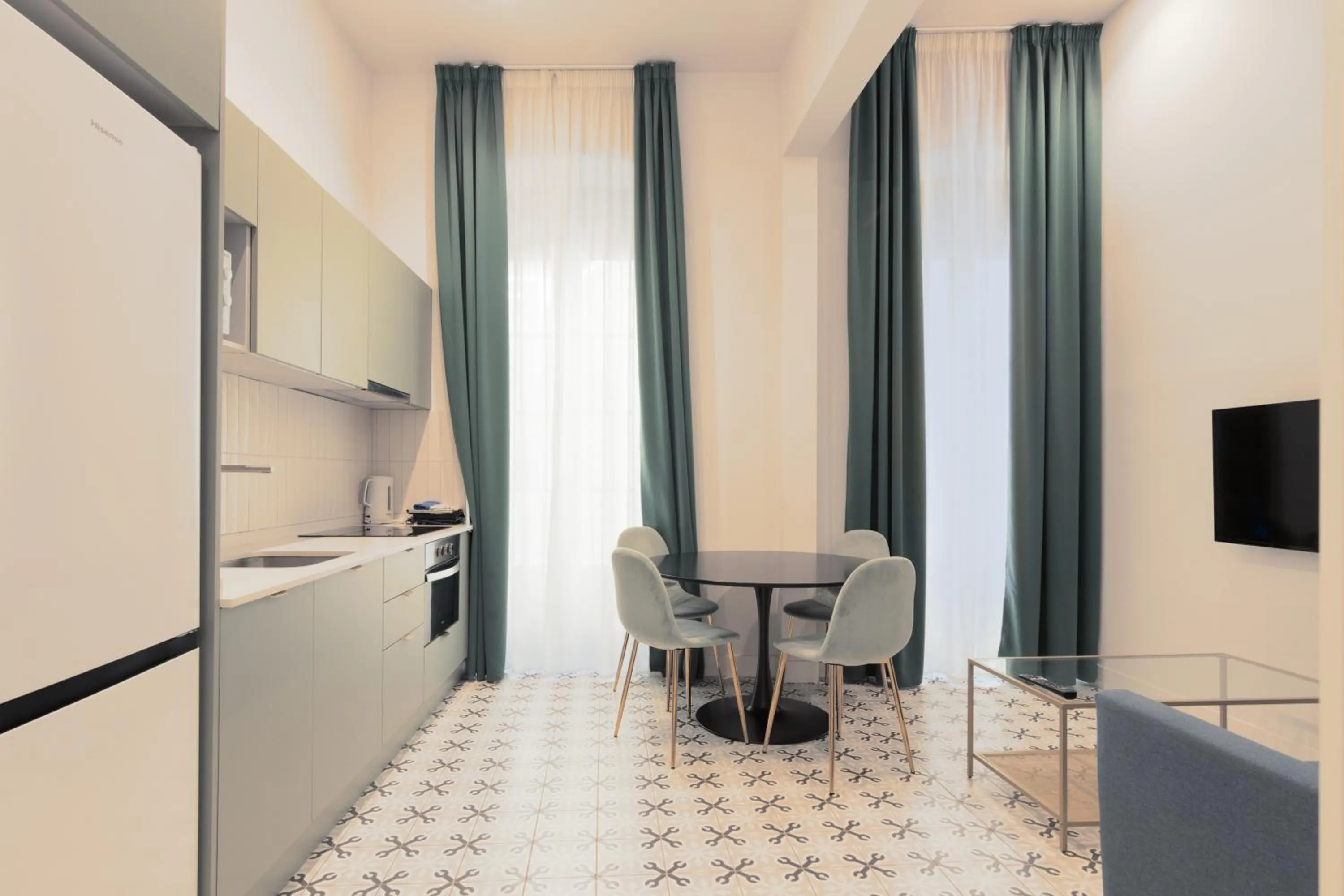 kitchen in Apartamentos Teatro by Be Alicante