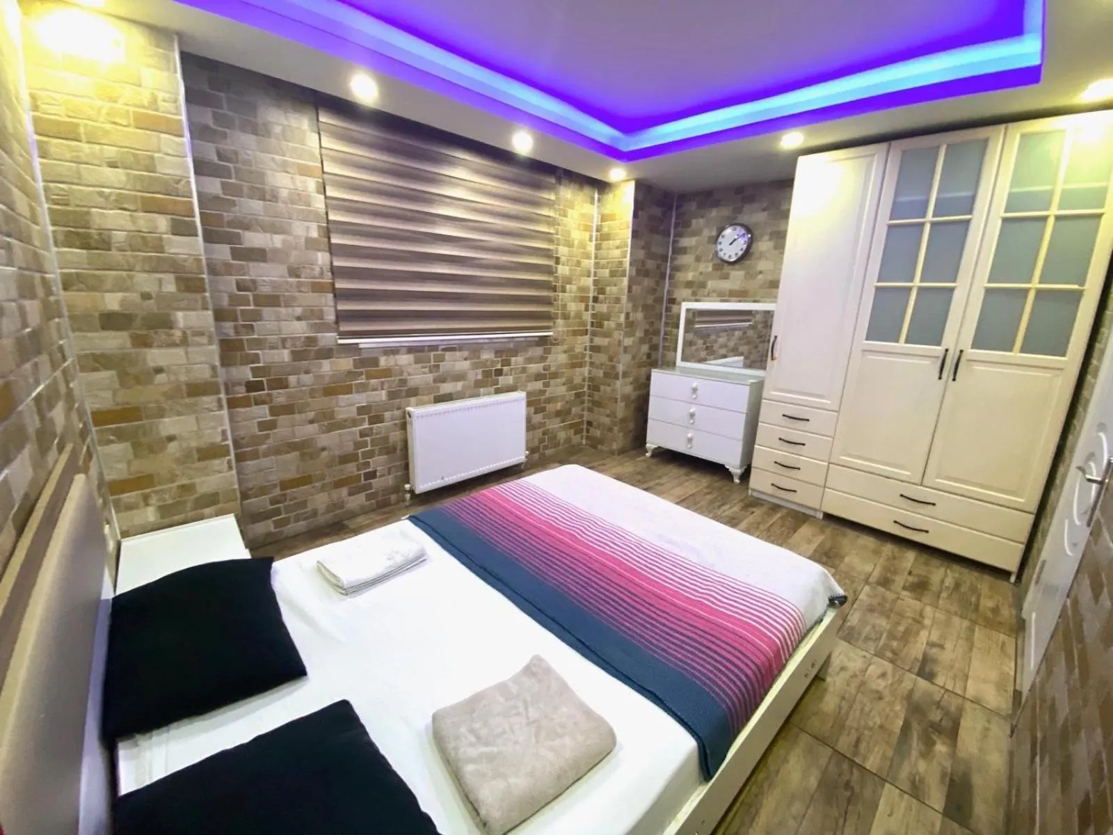 Bed in LEVENT PALACE REZİDANS