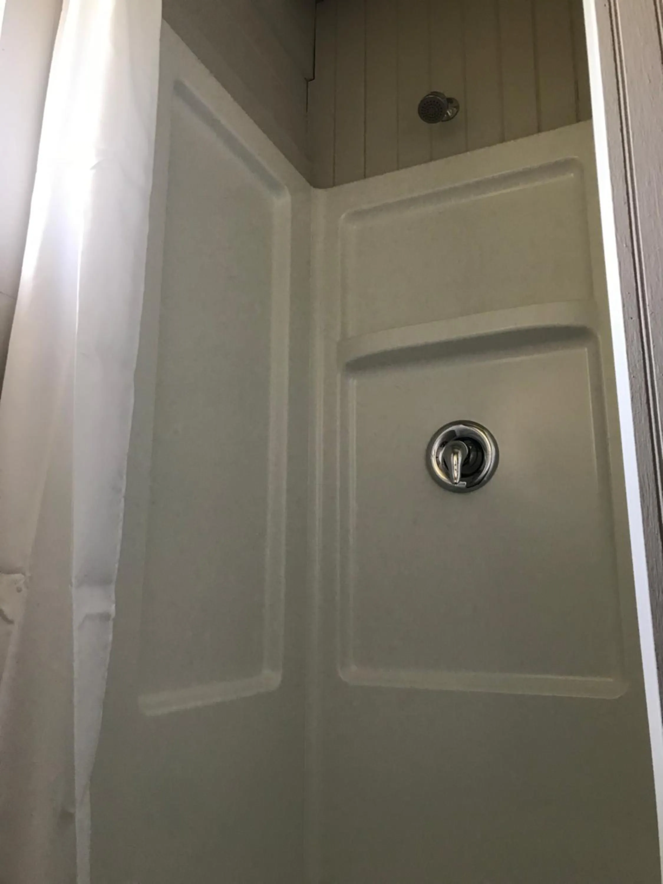 Bathroom in The Cedar Motel