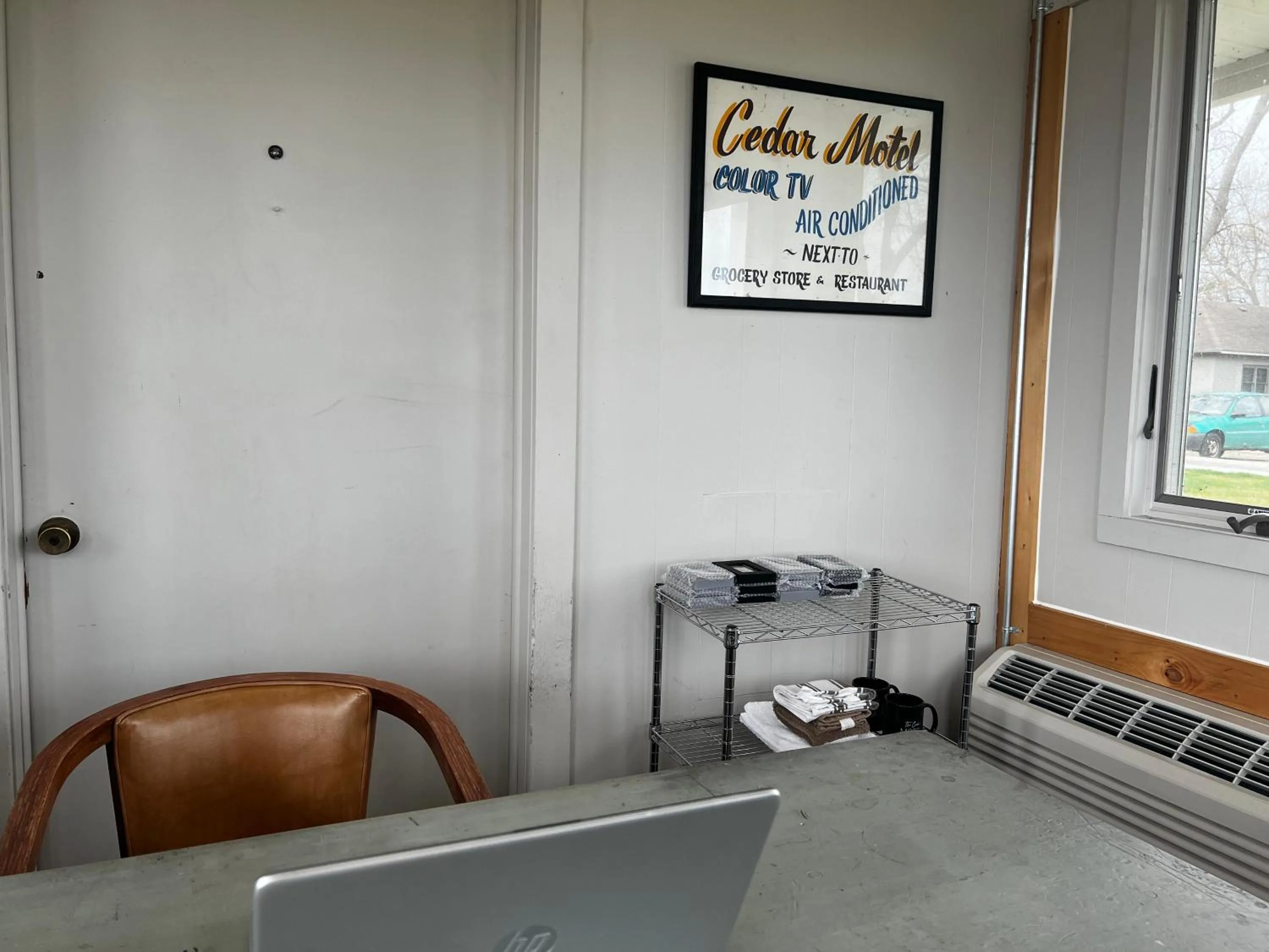 Lobby or reception in The Cedar Motel