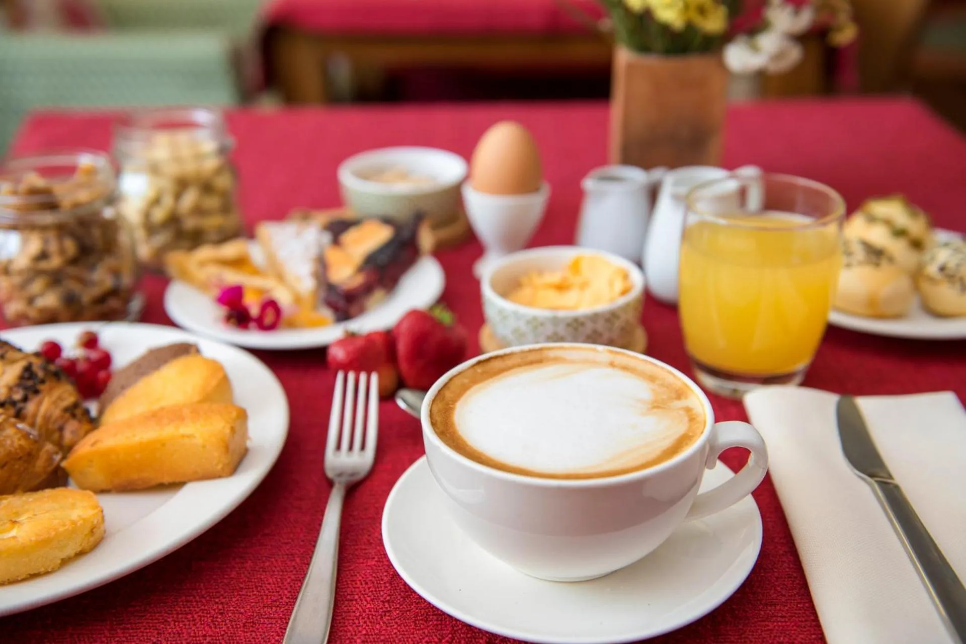 Food and drinks in Bijou Hotel