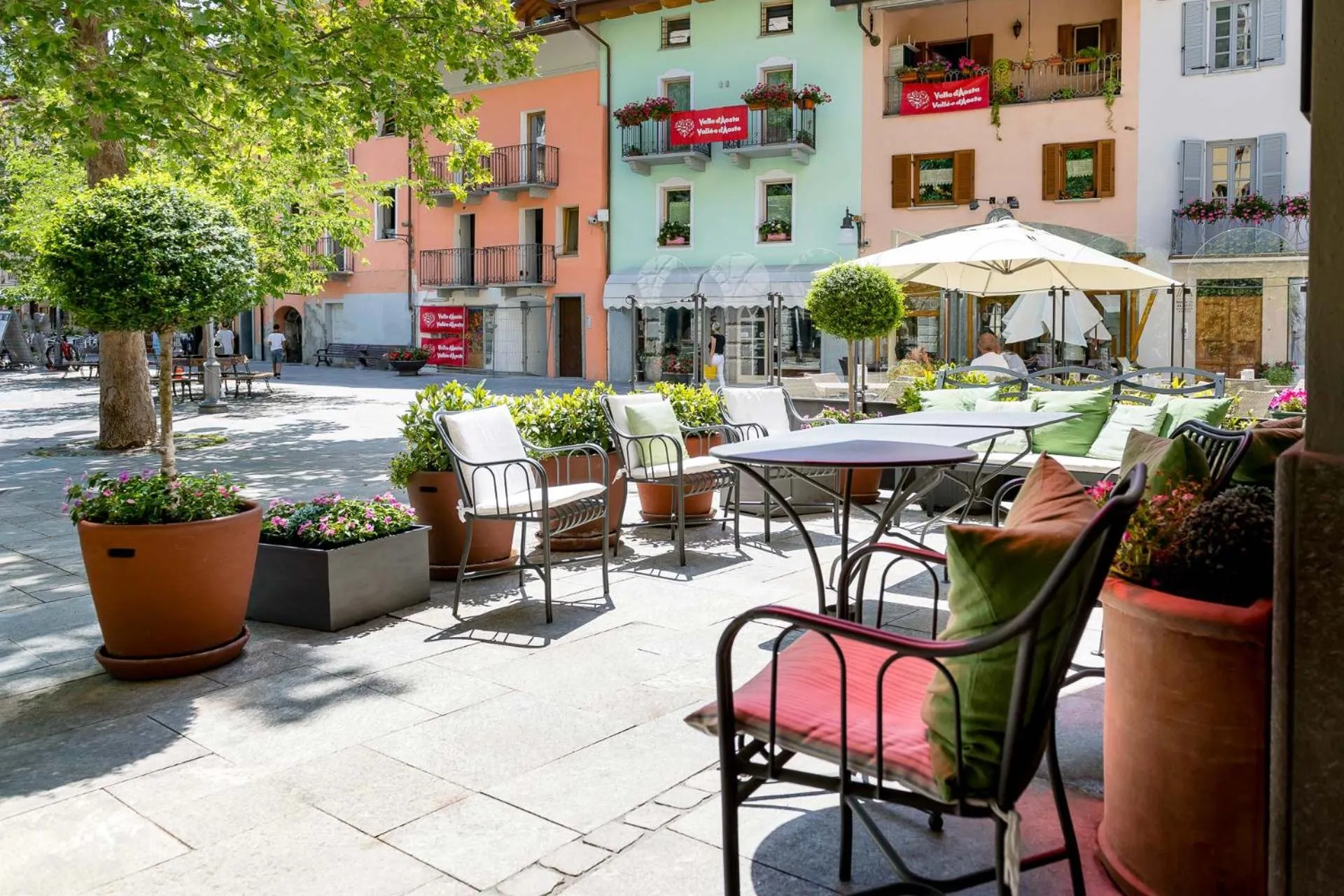 Patio in Bijou Hotel