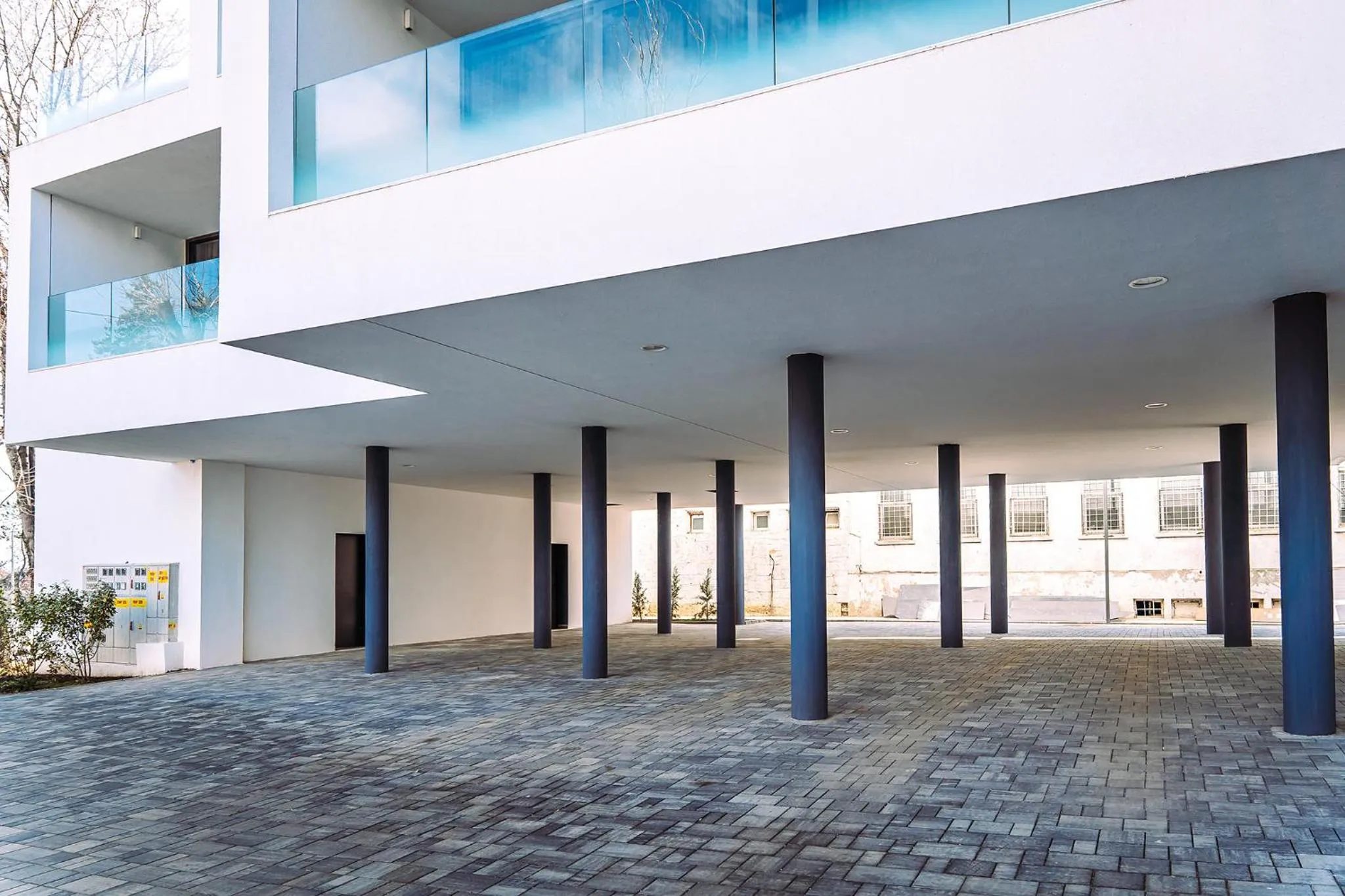 Property building in Amaris ApartHotel la 2 Pași de Plajă & Parcare Gratuită