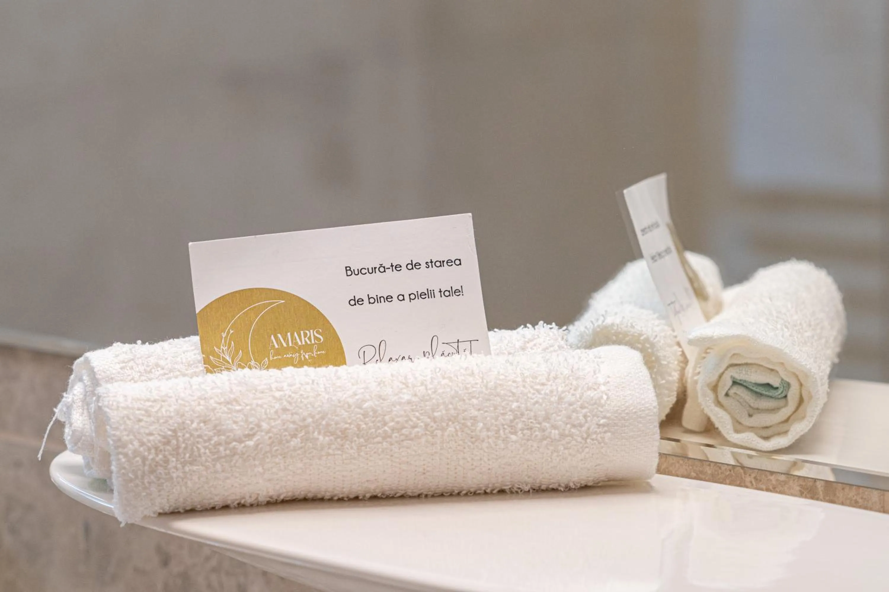 Bathroom in Amaris ApartHotel la 2 Pași de Plajă & Parcare Gratuită