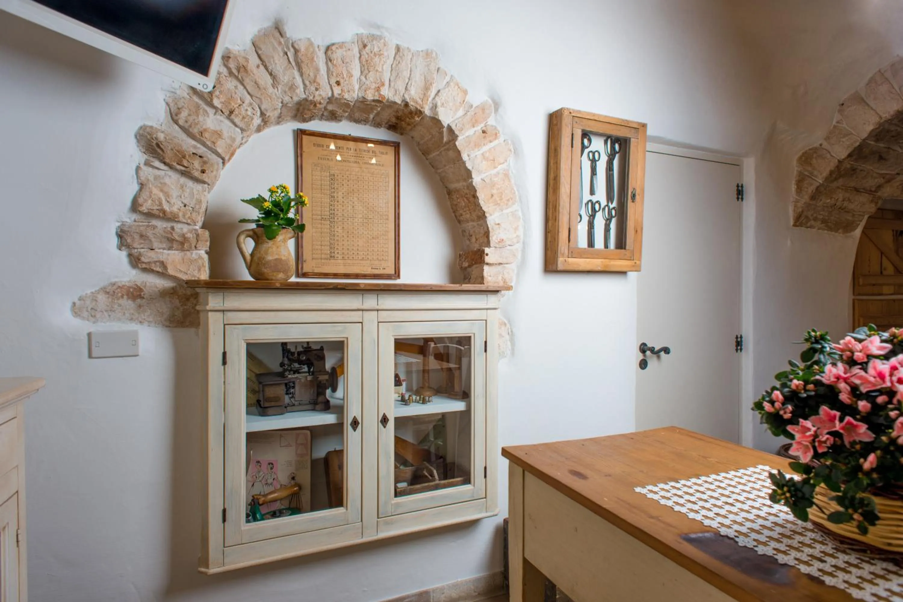 Decorative detail in Trulli Holiday Albergo Diffuso