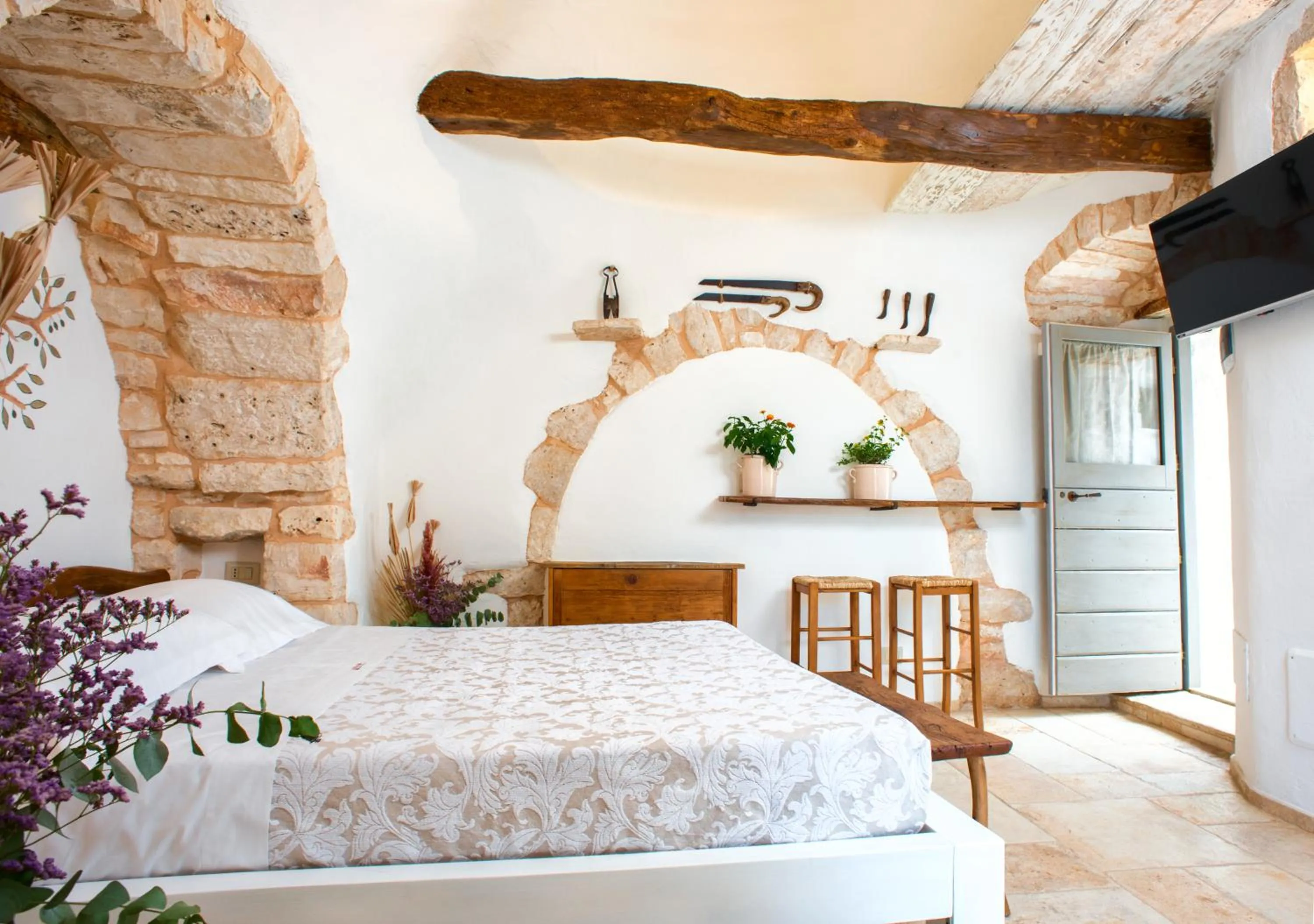 Bedroom, Bed in Trulli Holiday Albergo Diffuso