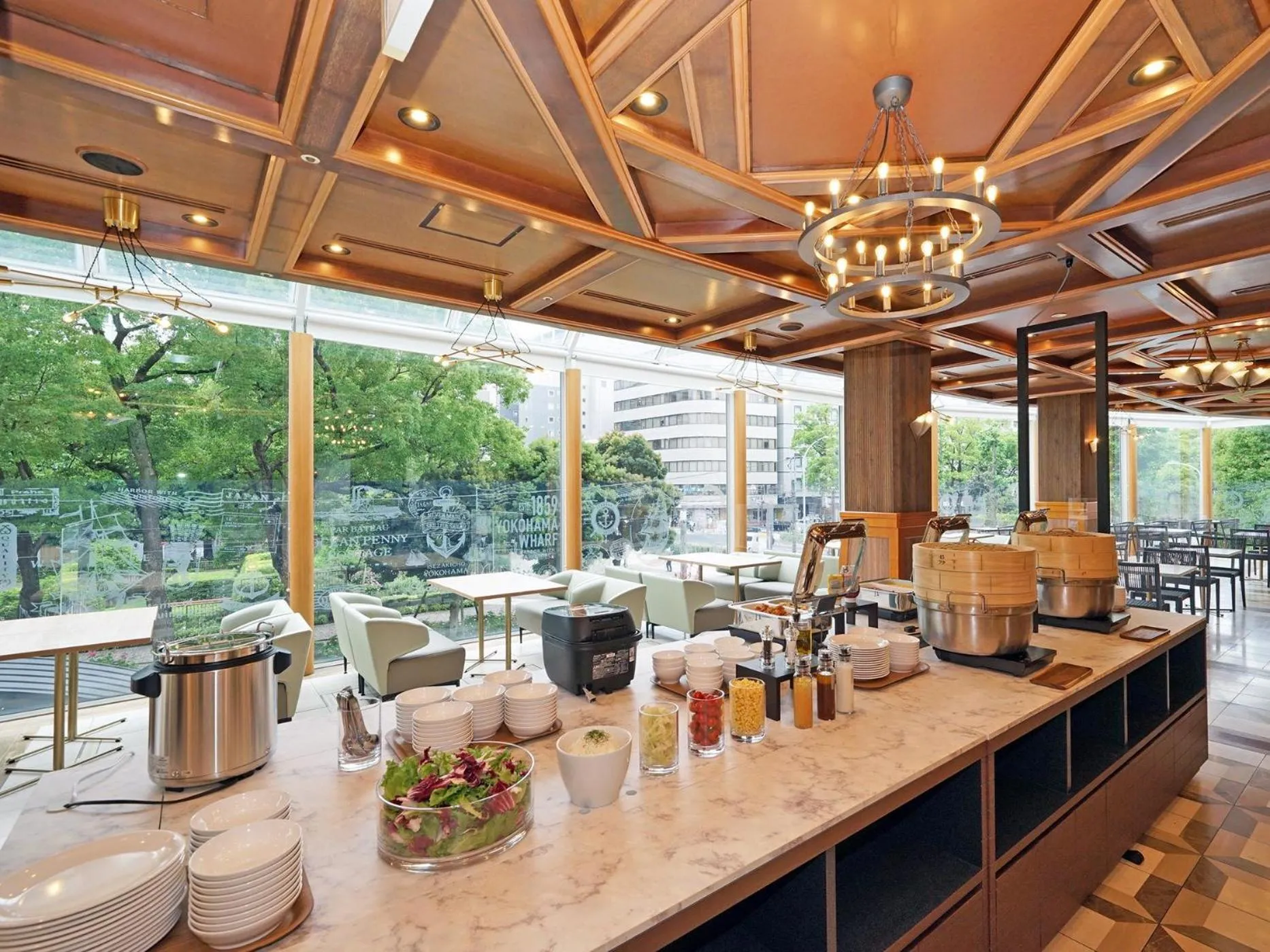 Restaurant/places to eat in Chisun Hotel Yokohama Isezakicho