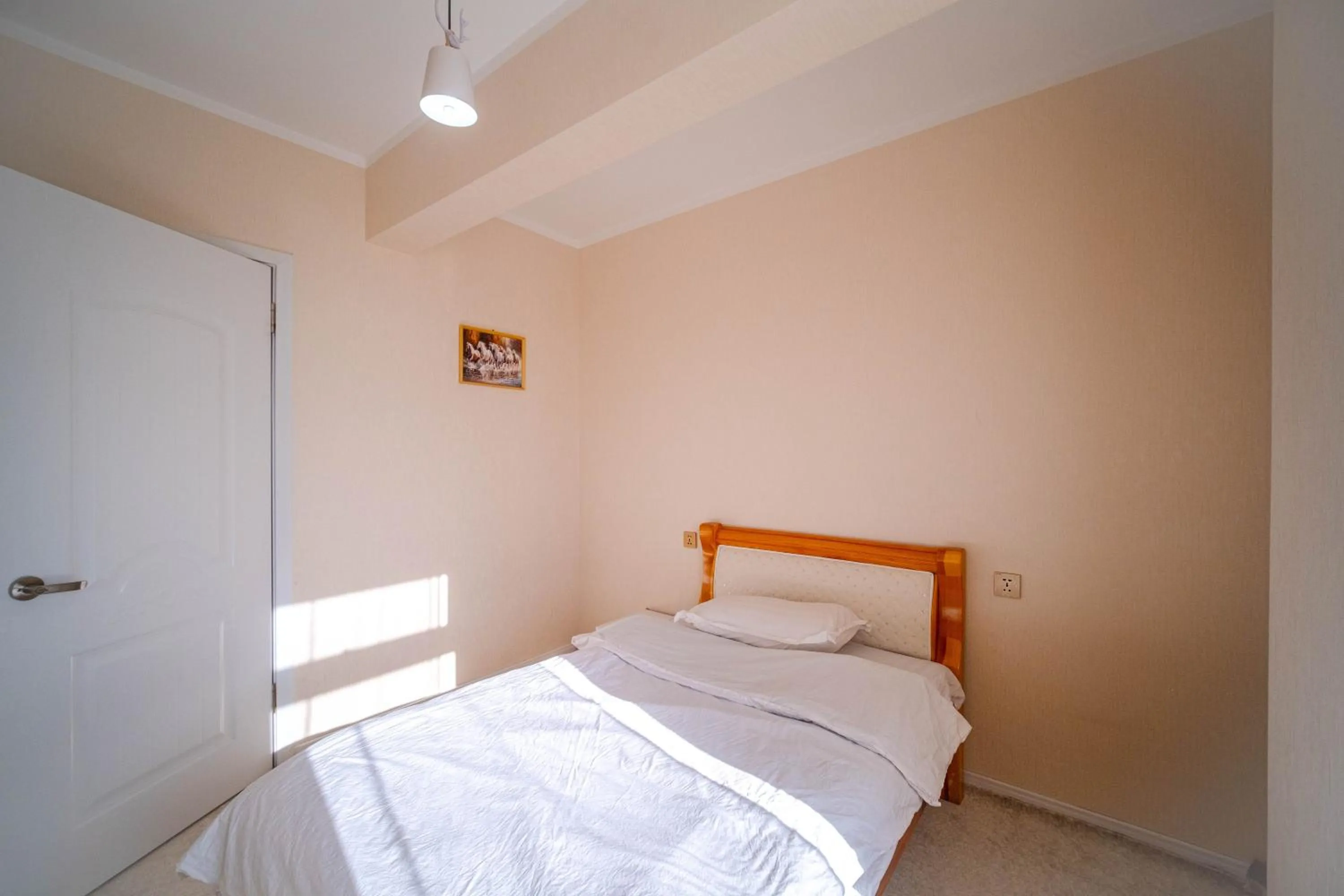 Bed in Eagle Town Serviced Apartment
