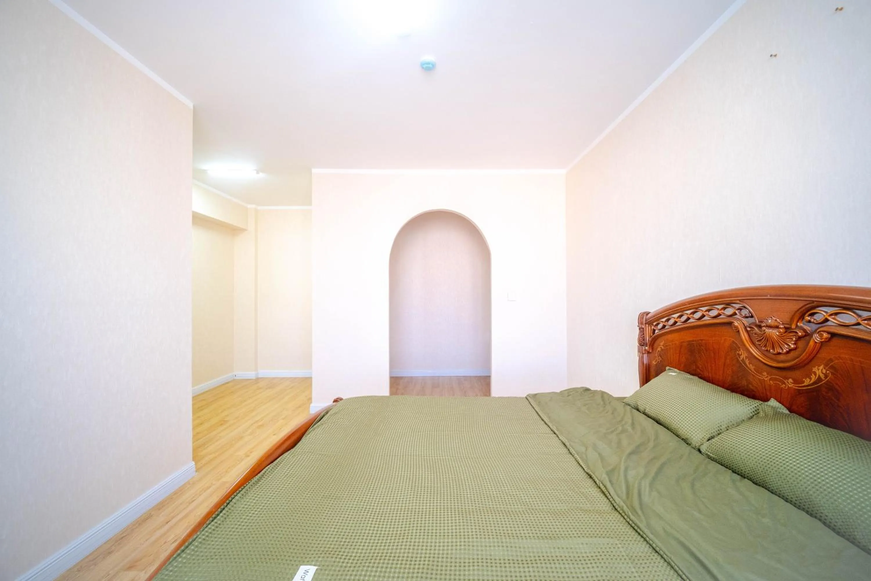 Bed in Eagle Town Serviced Apartment