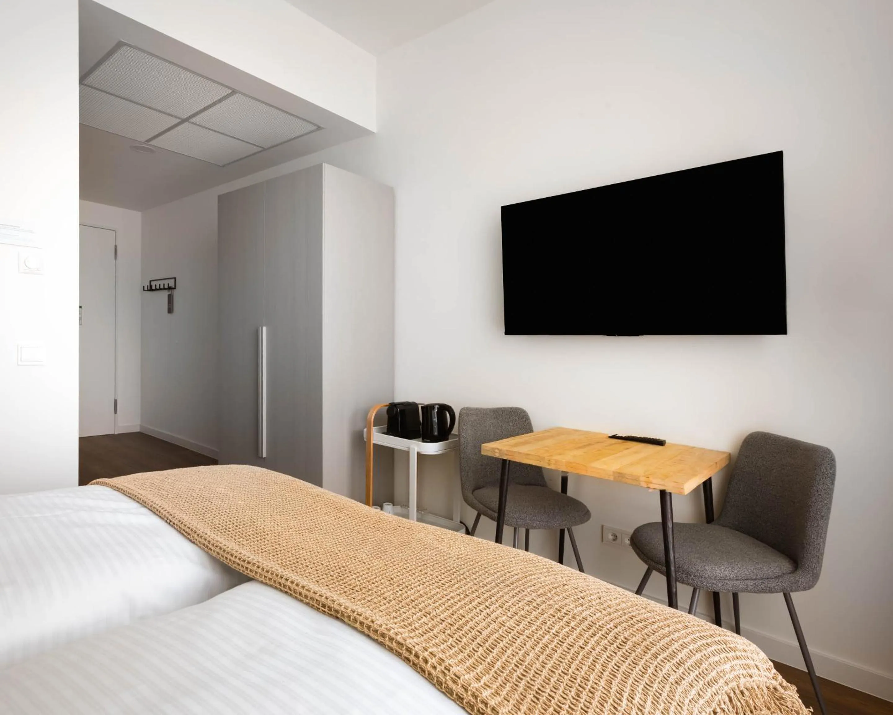 Bed in Limehome Berlin Müllerstraße - Digital Access