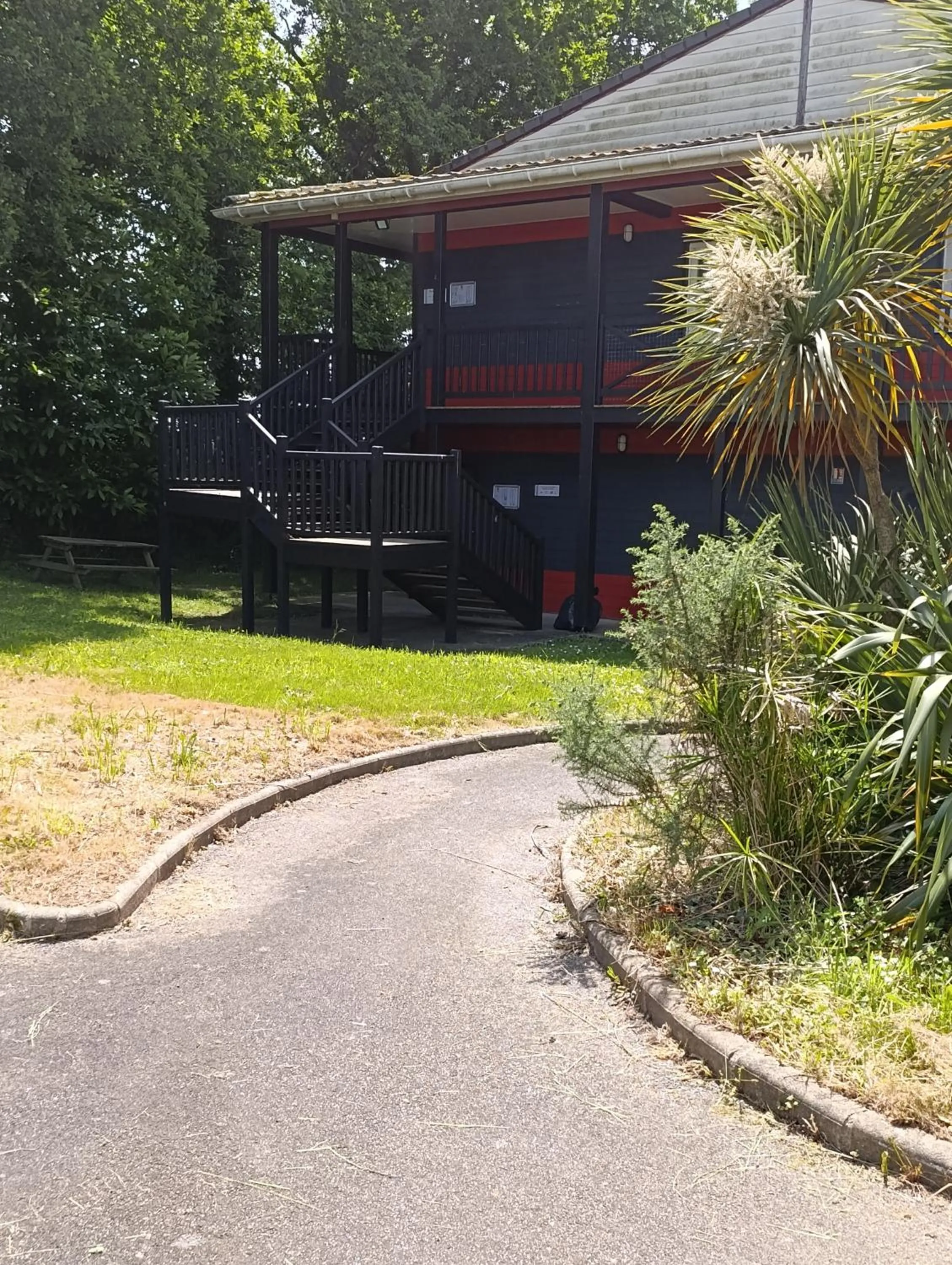 Property building in Enzo Hotels Quimperle By Kyriad Direct