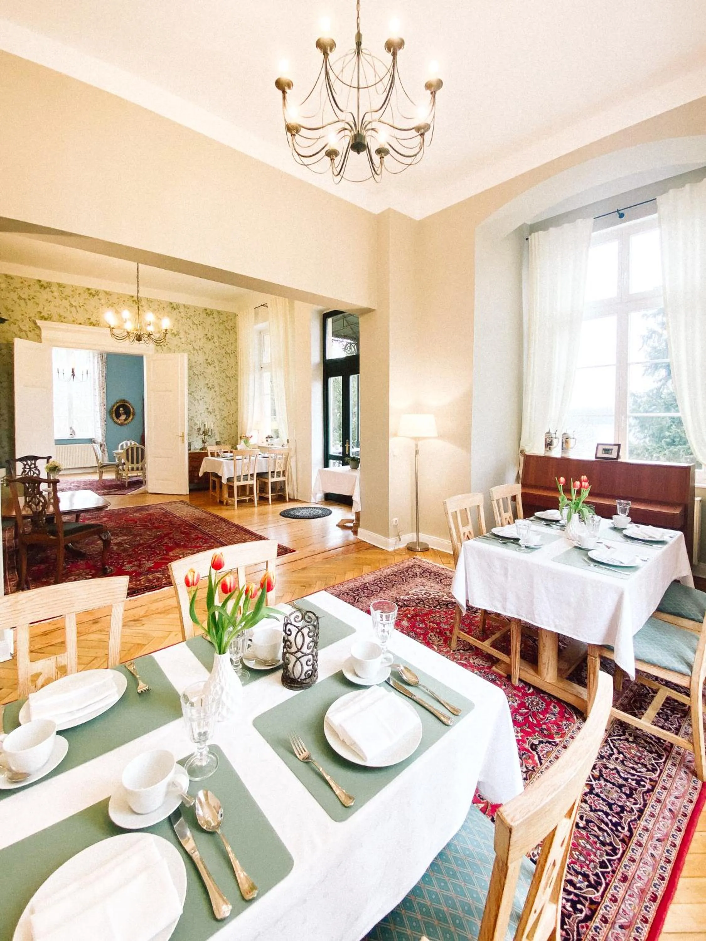 Restaurant/places to eat in Landhotel Schloss Daschow