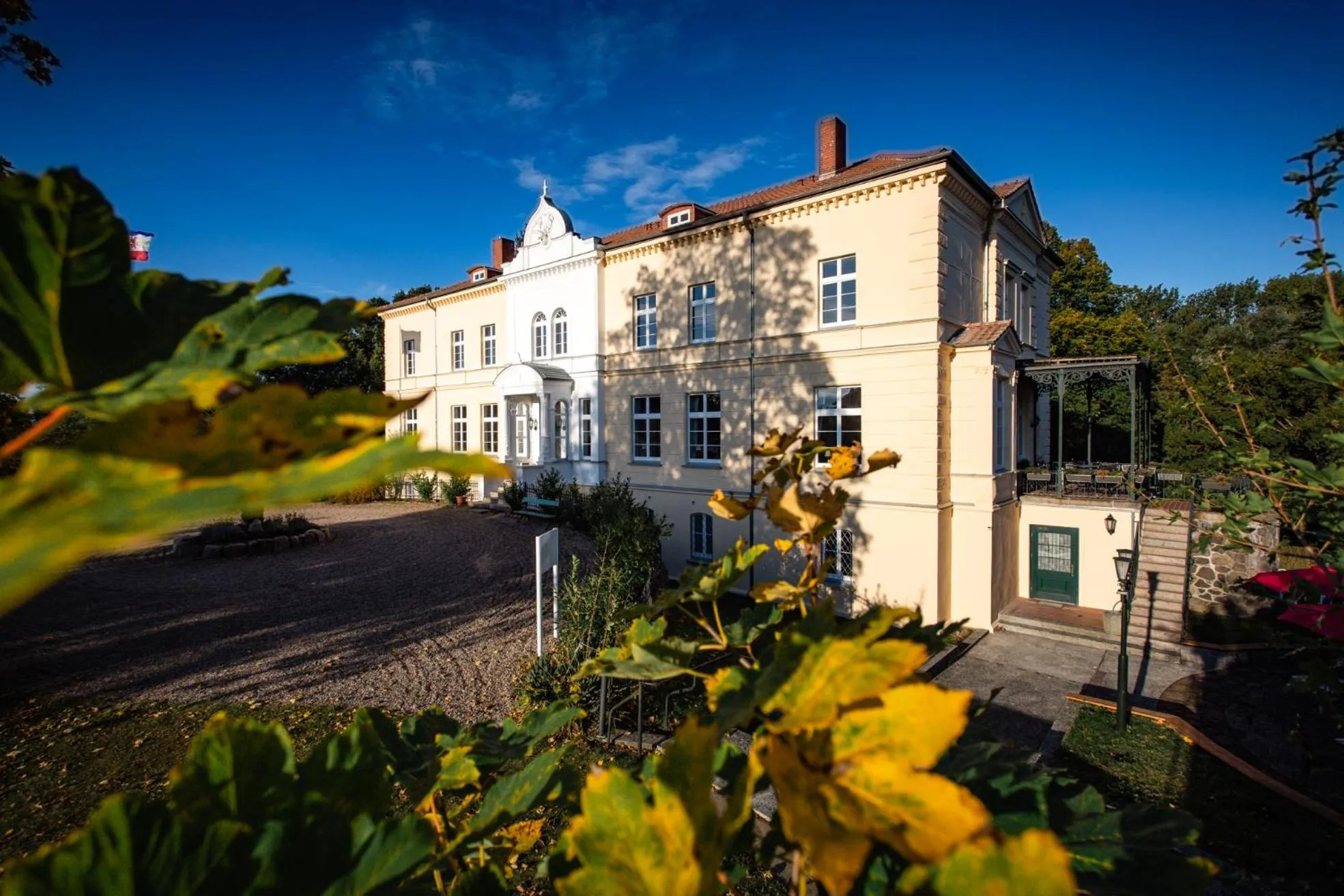 Property building in Landhotel Schloss Daschow