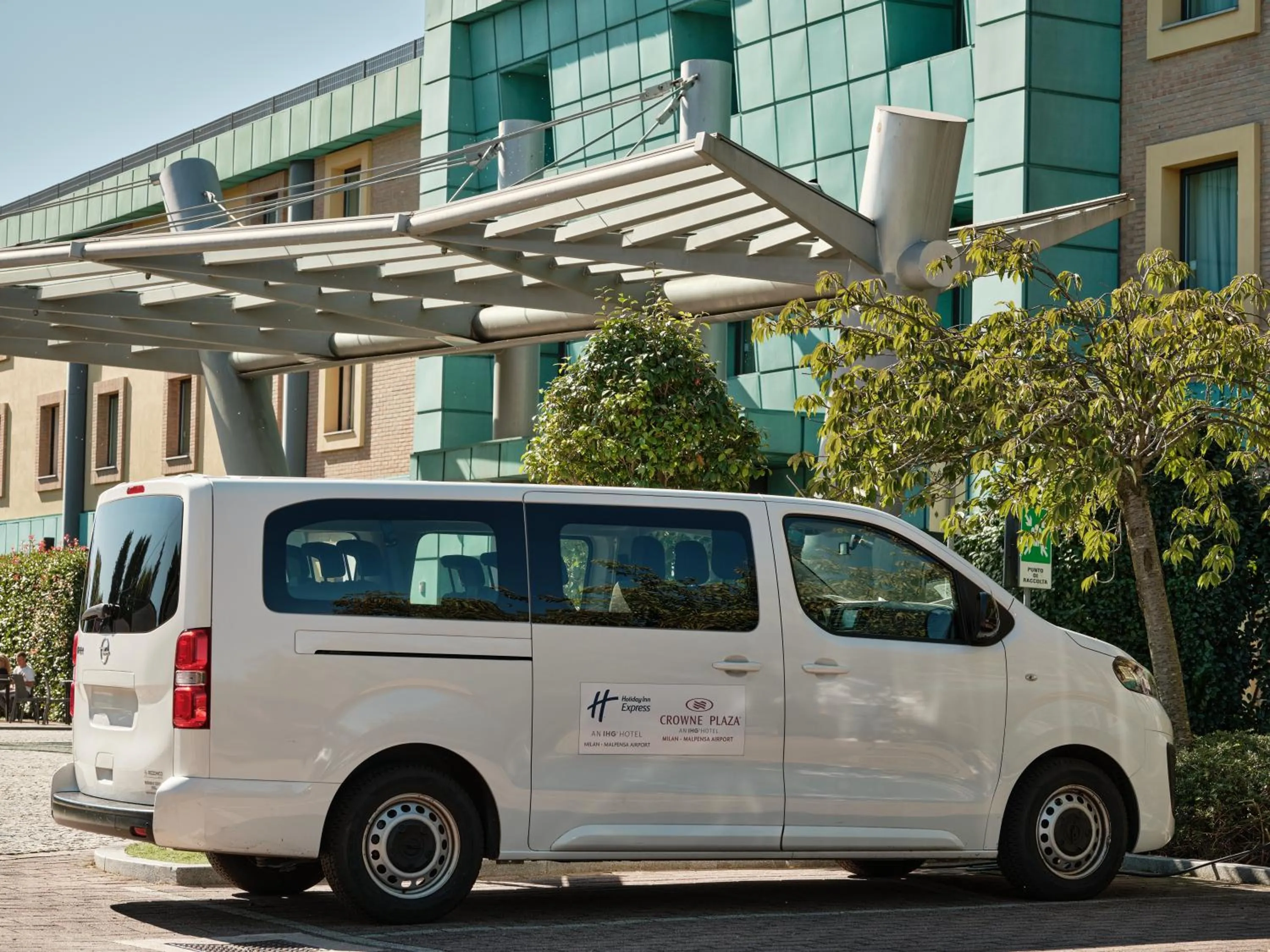 shuttle in Crowne Plaza Milan - Malpensa Airport by IHG