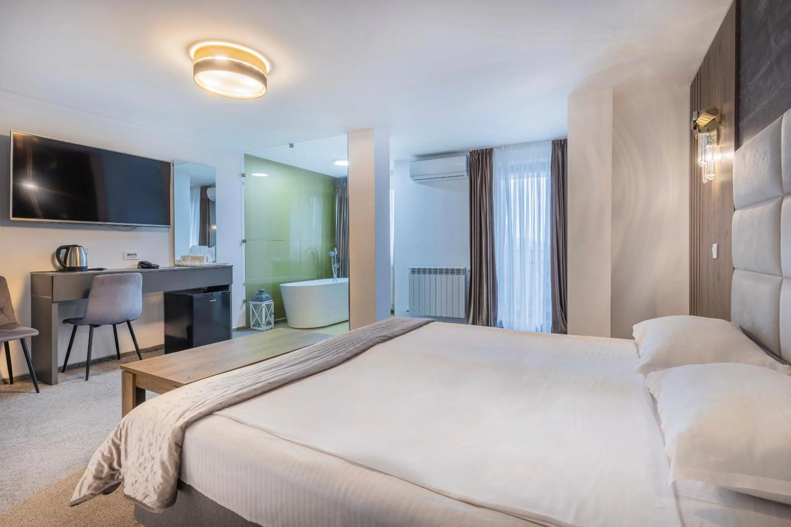 Bed in Hotel City Break