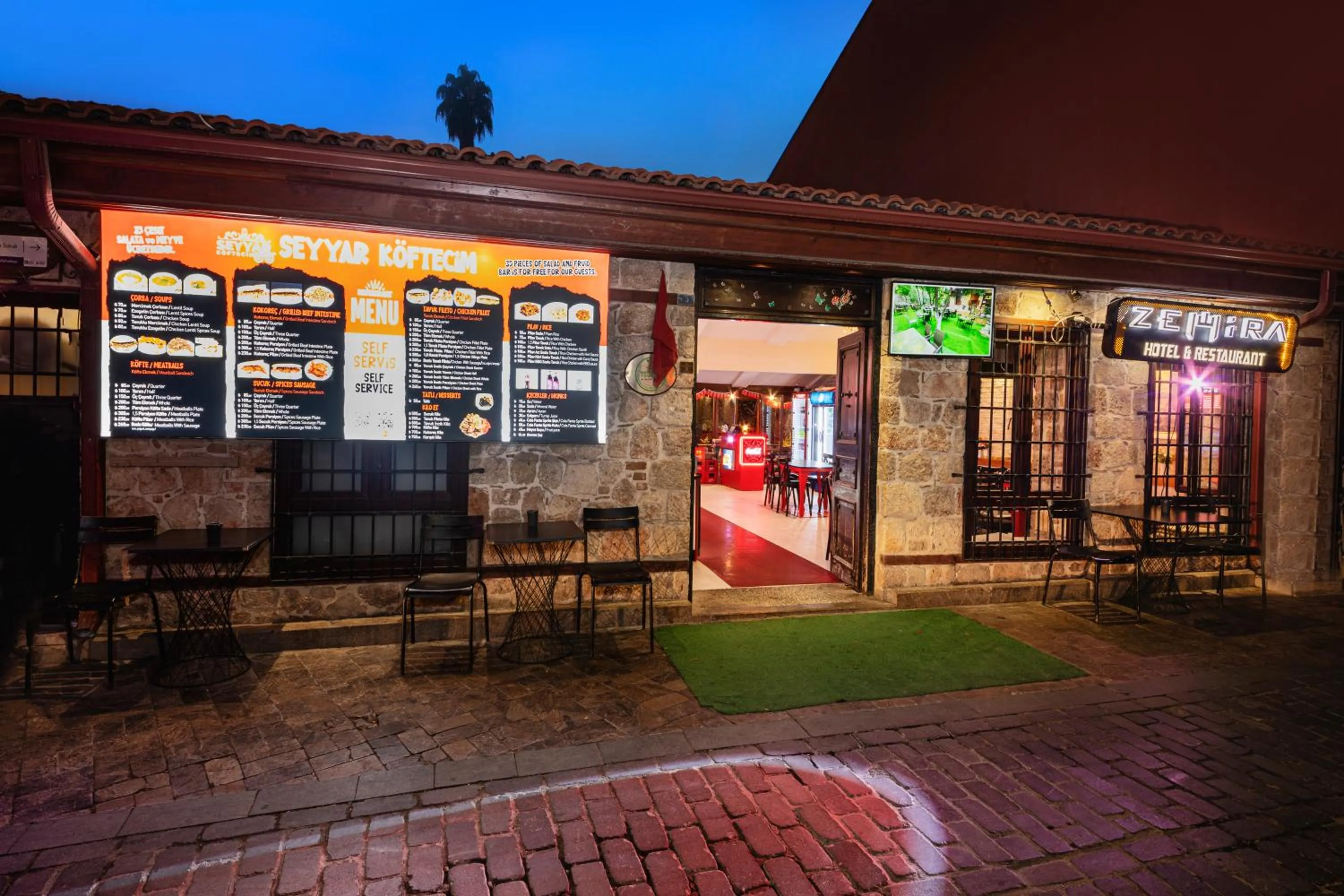 Restaurant/places to eat in Zemira Garden Hotel