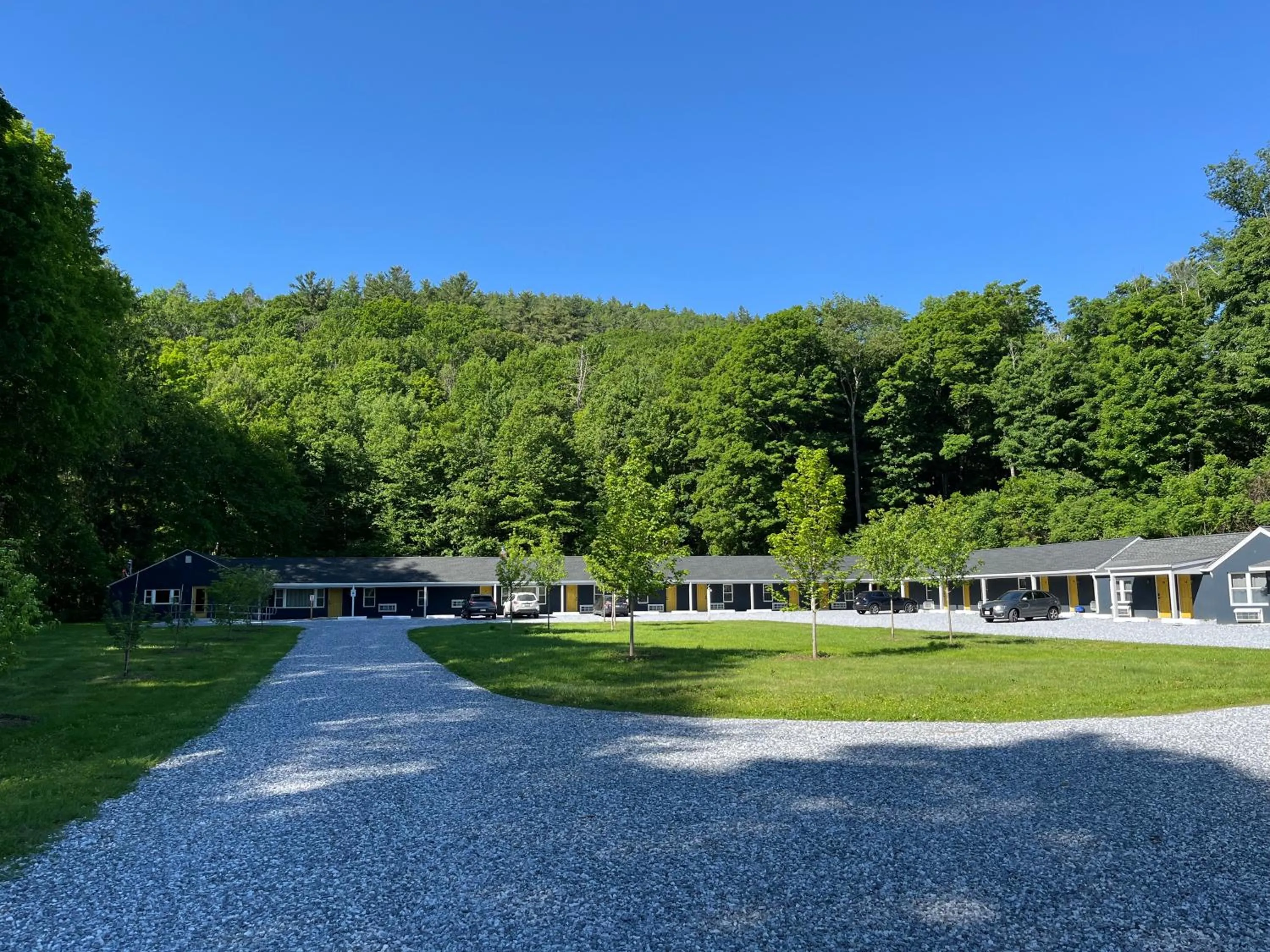 Property building in East Rock Inn