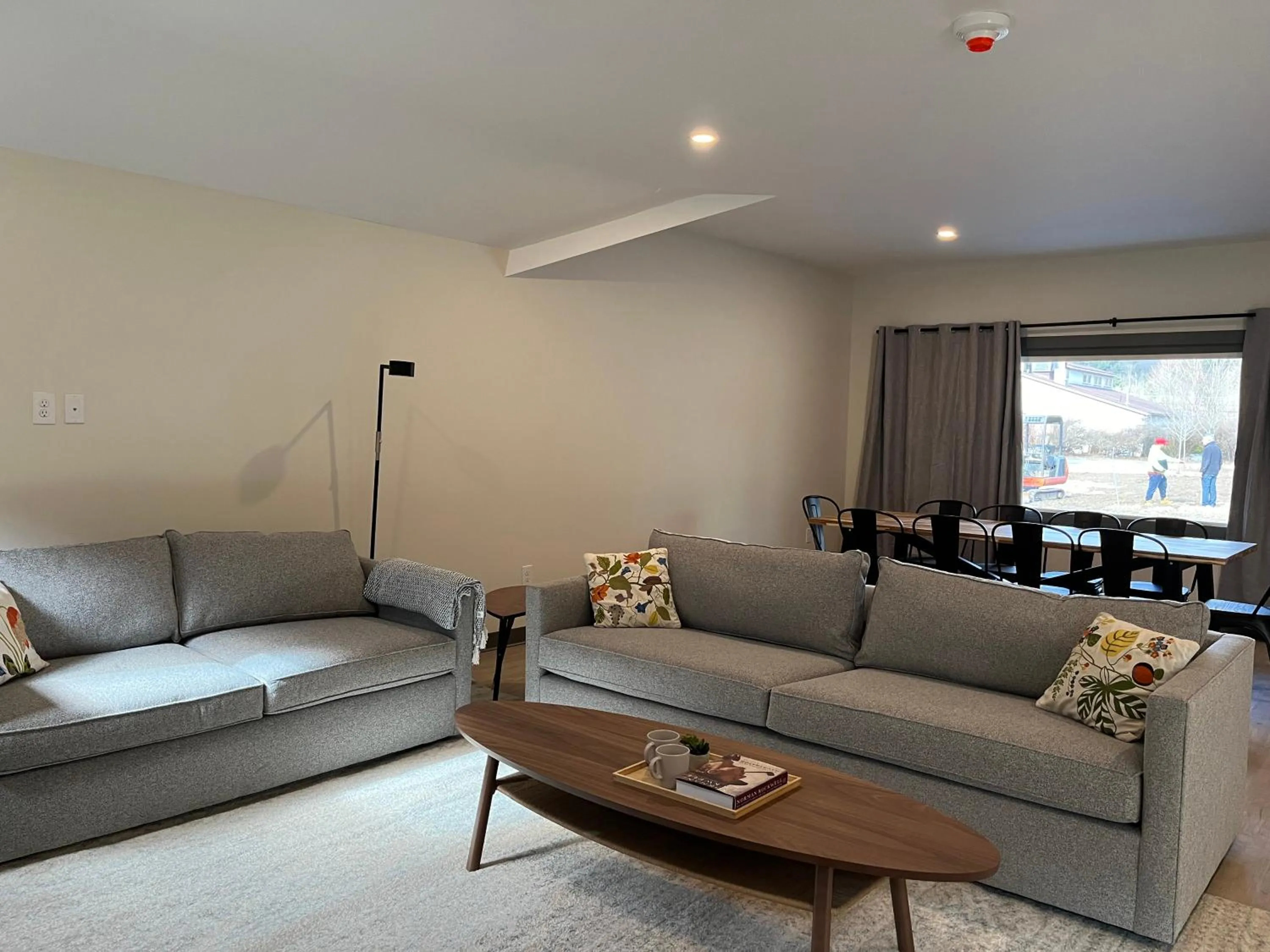 Living room in East Rock Inn