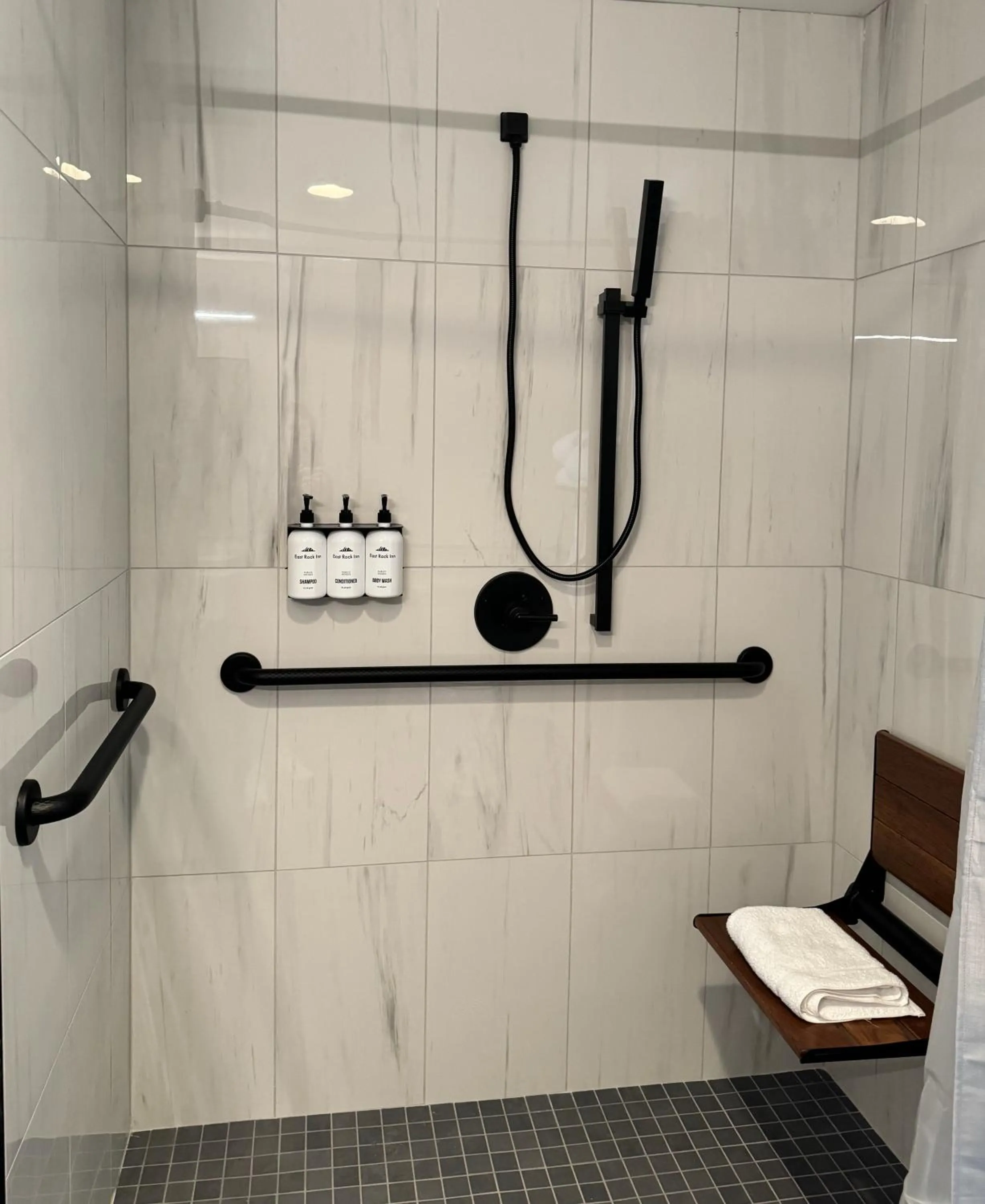 Shower in East Rock Inn