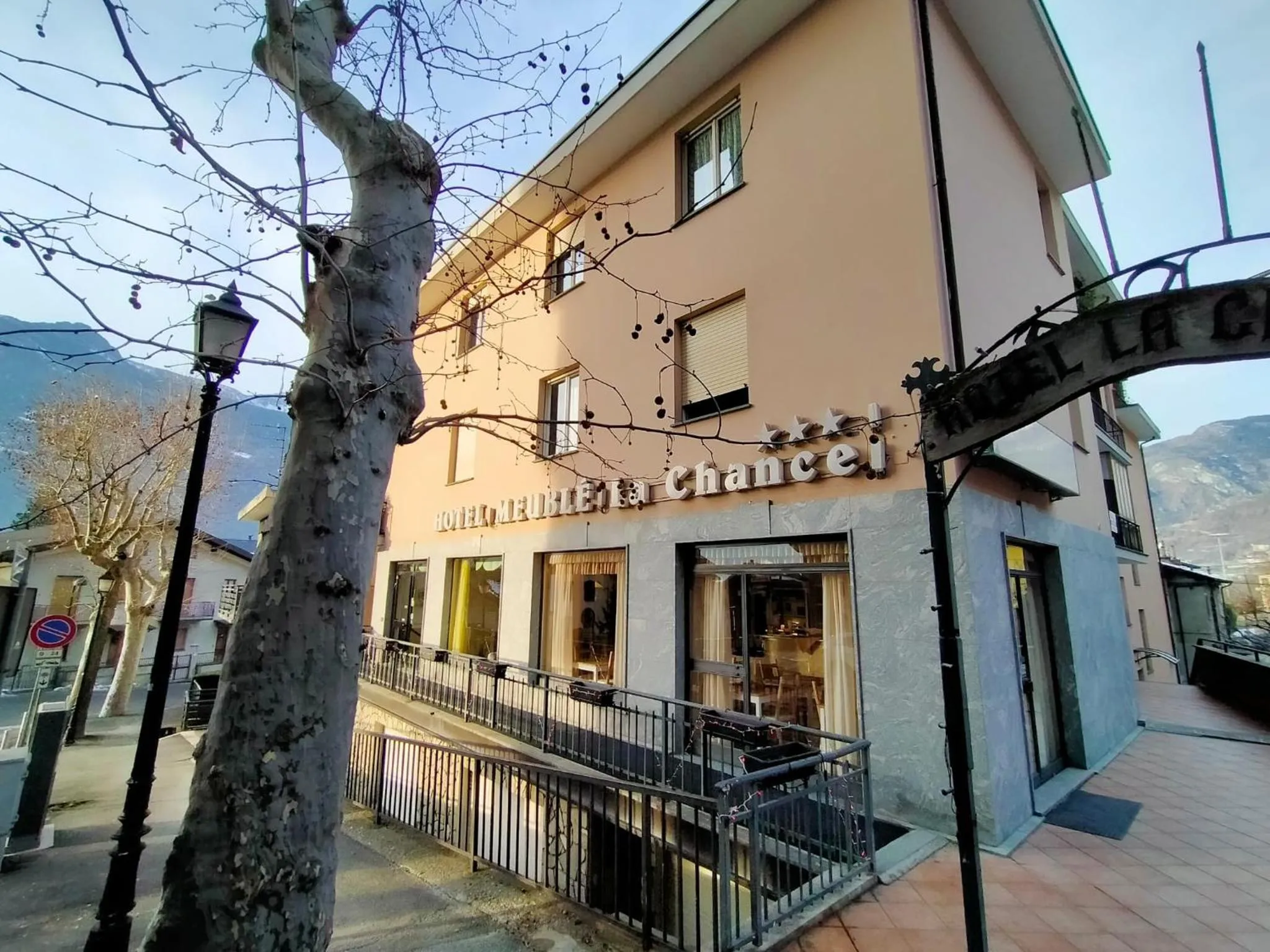 Property building in Hotel La Chance