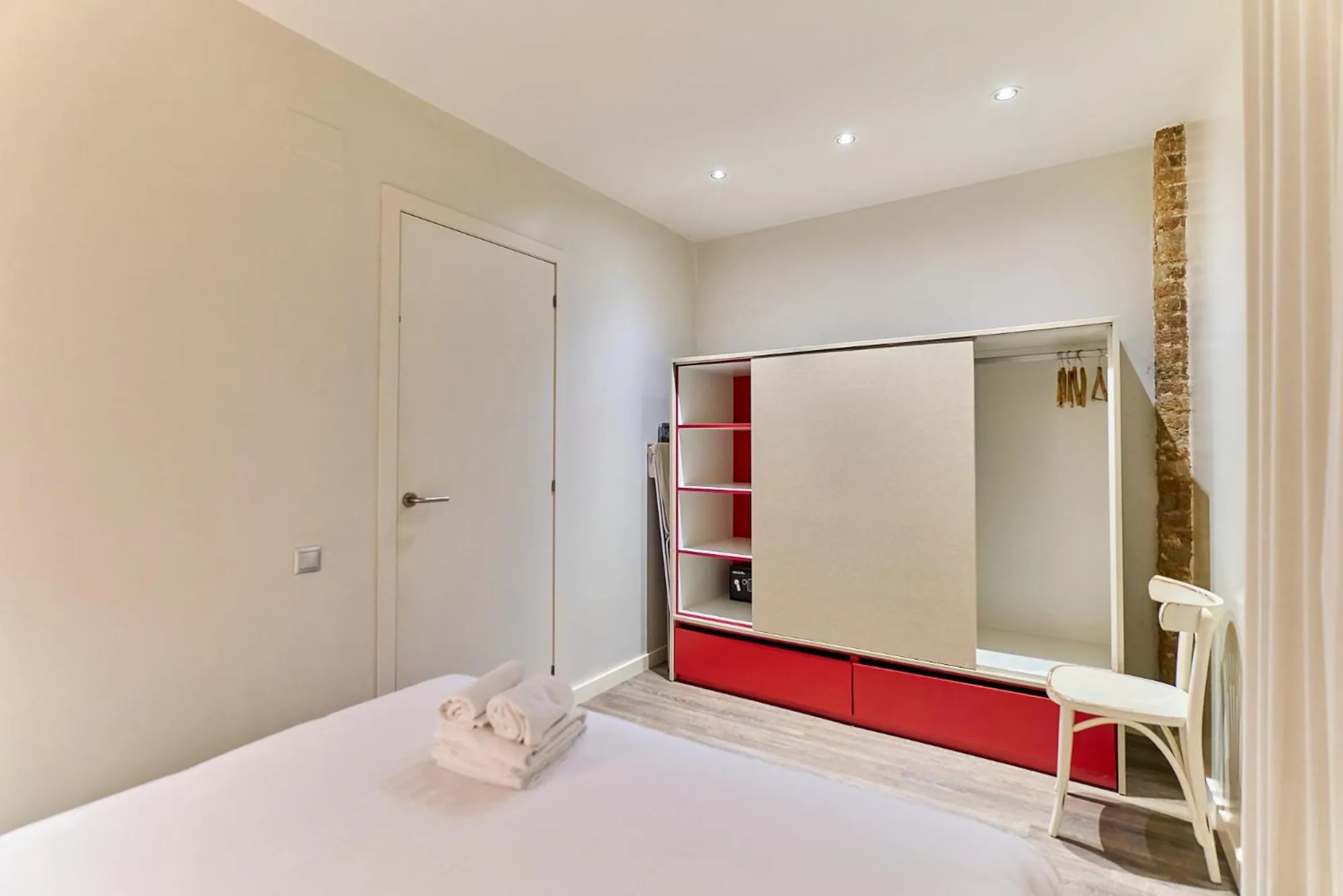 Bed in Montserrat Apartments by gaiarooms