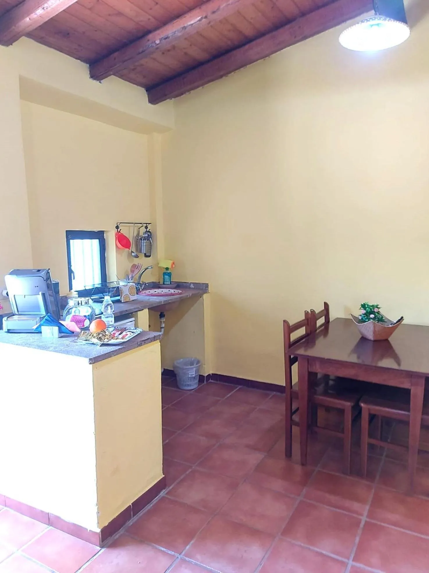 Kitchen or kitchenette in Villa Nadira