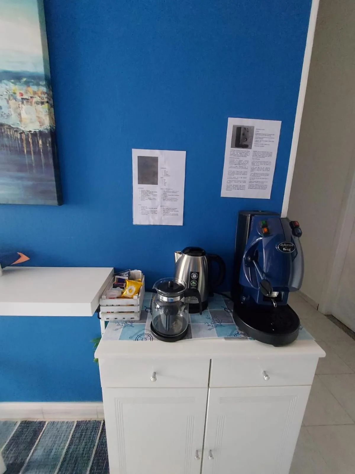 Coffee/tea facilities in Villa Nadira