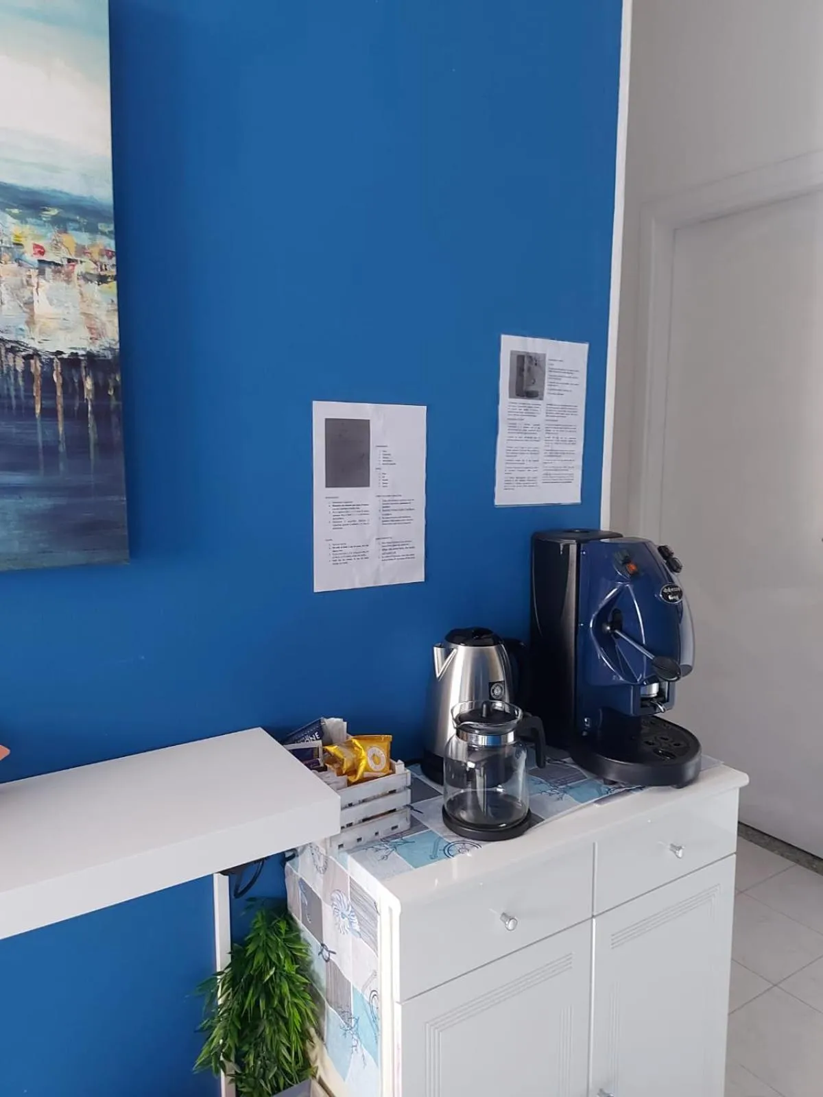 Coffee/tea facilities in Villa Nadira