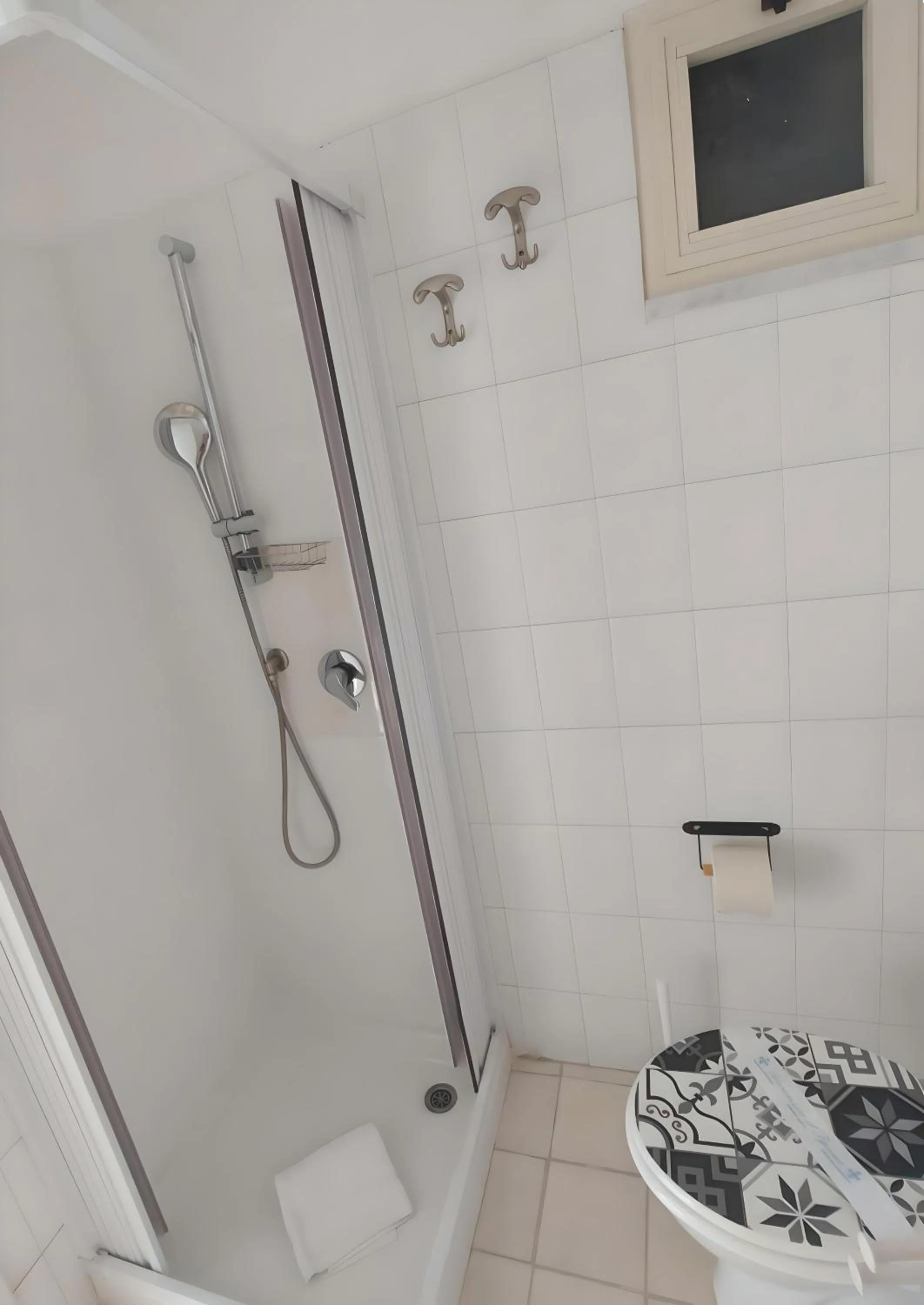 Shower in Villa Nadira