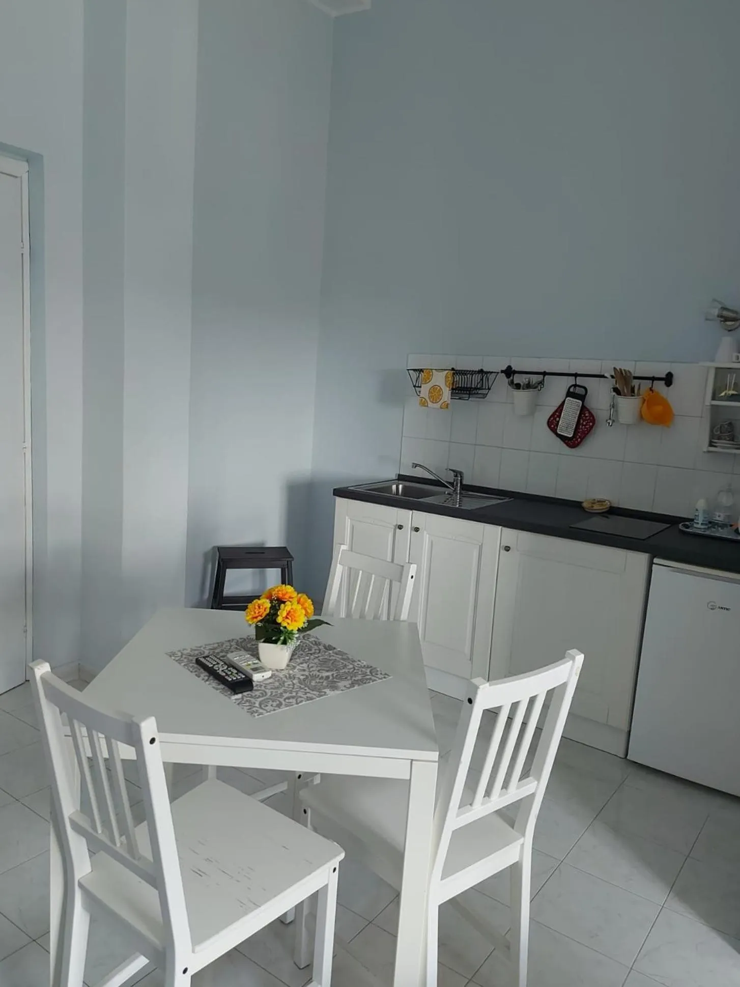 Kitchen or kitchenette in Villa Nadira