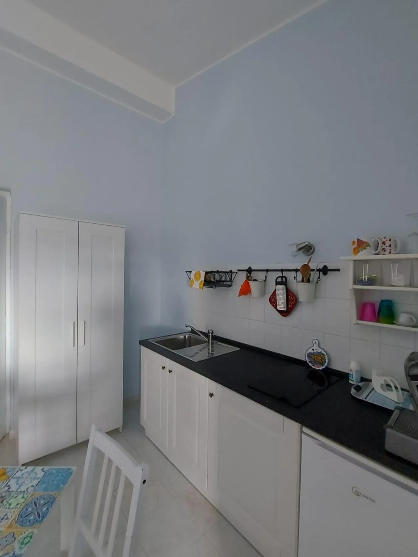 Kitchen or kitchenette in Villa Nadira