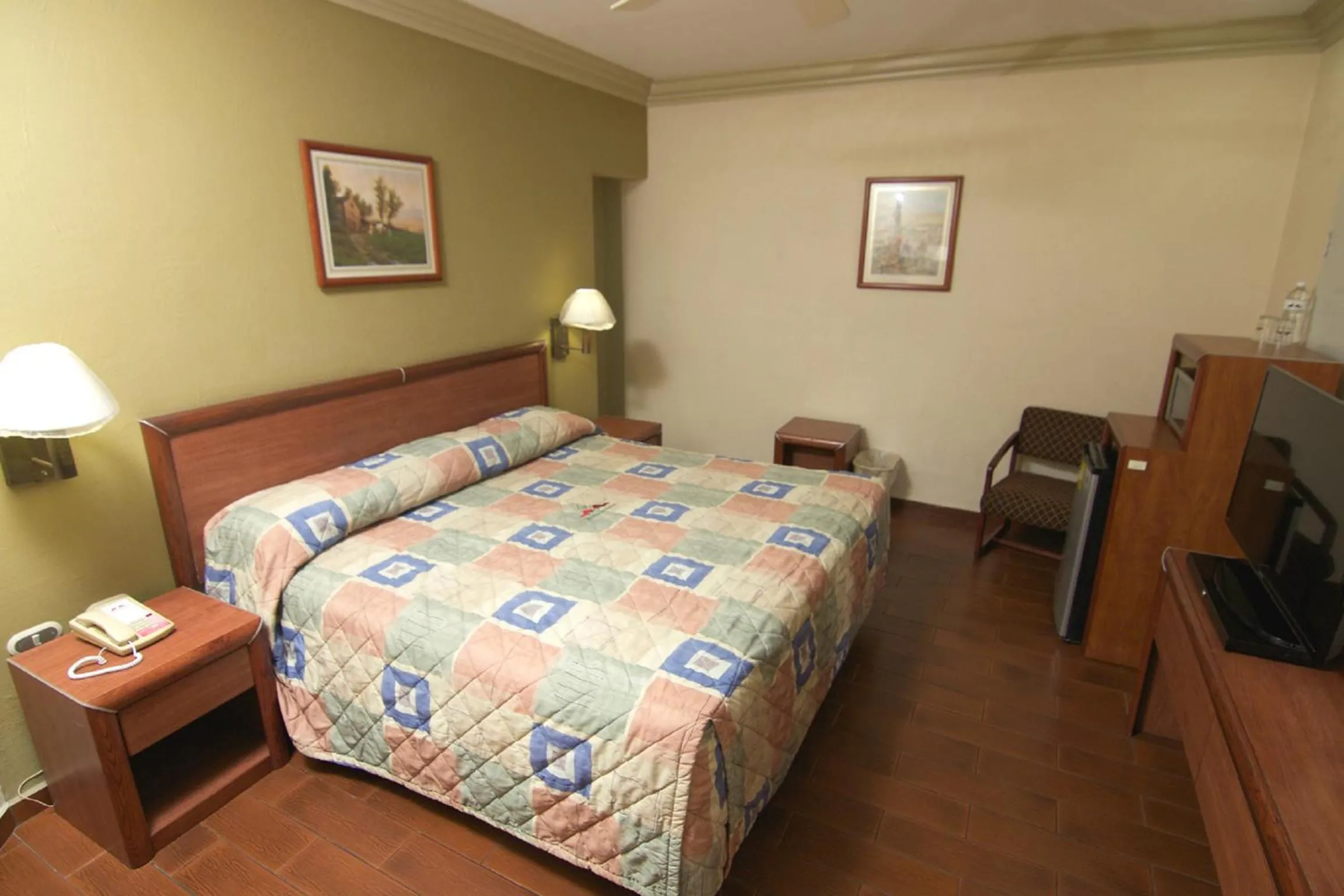 Bed in Hotel Premier