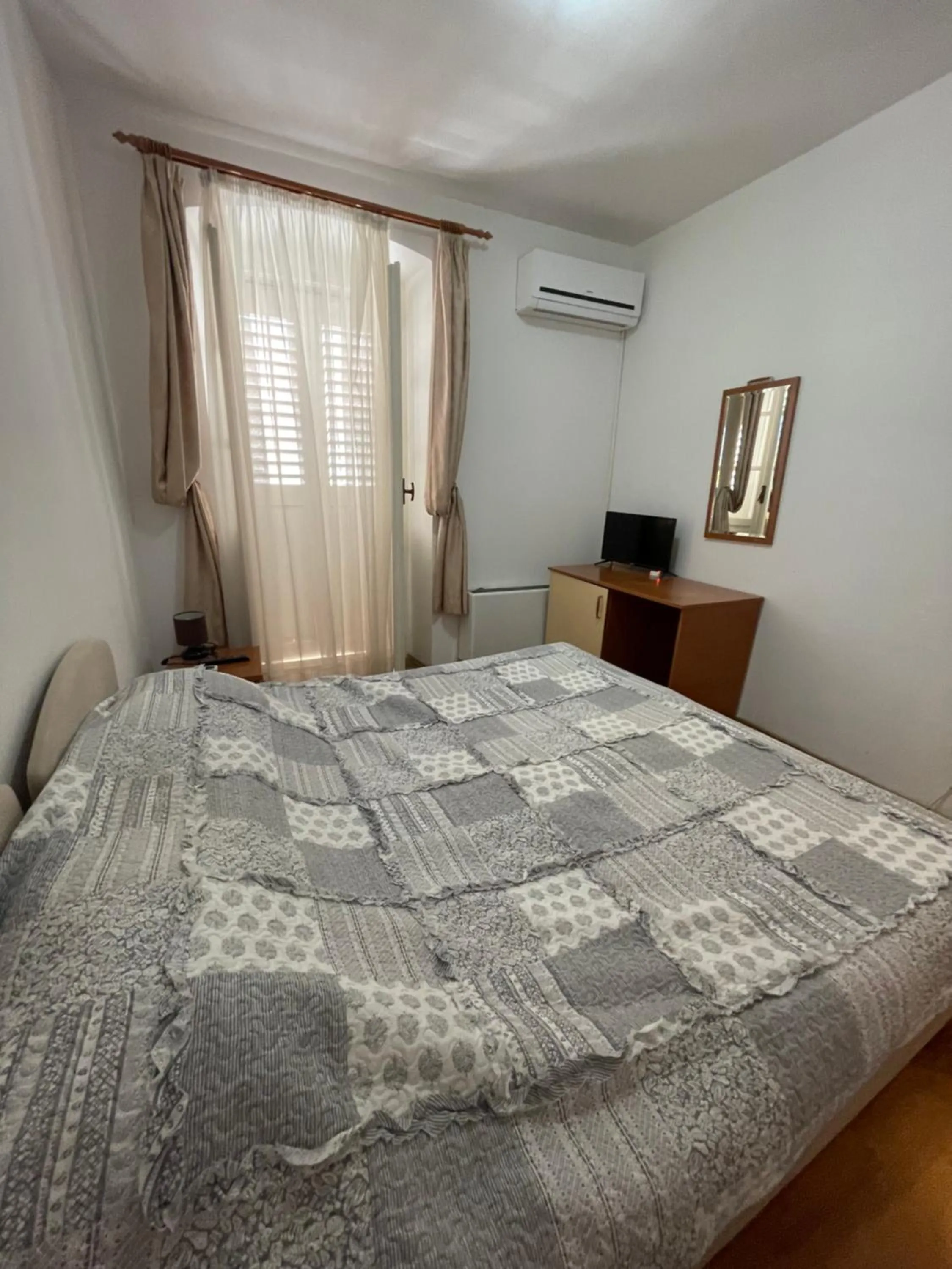 Triple Room with Sea View in Vila Liza