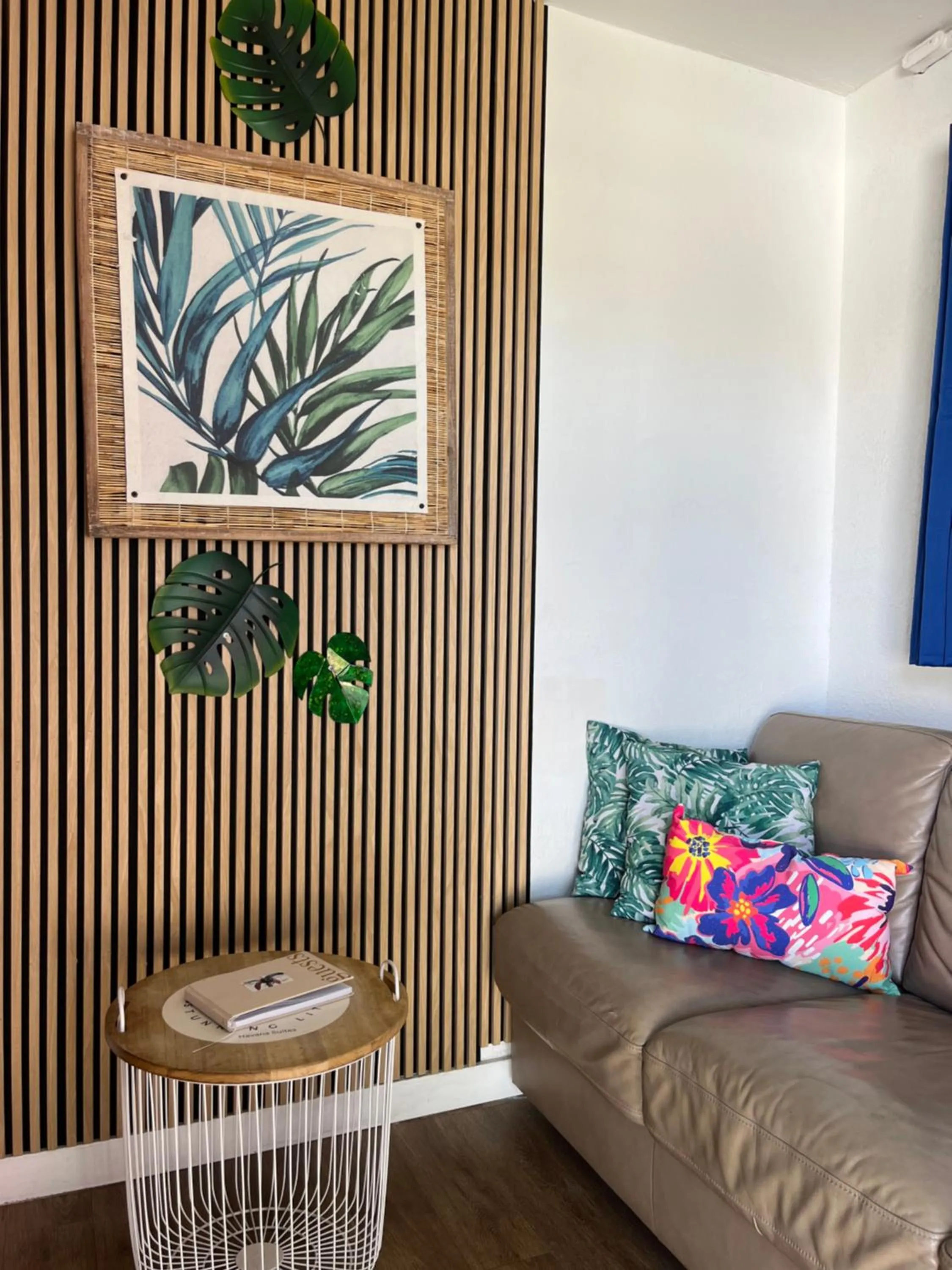 Stunning Little Havana Suites Close to airport, Calle Ocho, Brickell, Wynwood and the Beaches - Free Parking