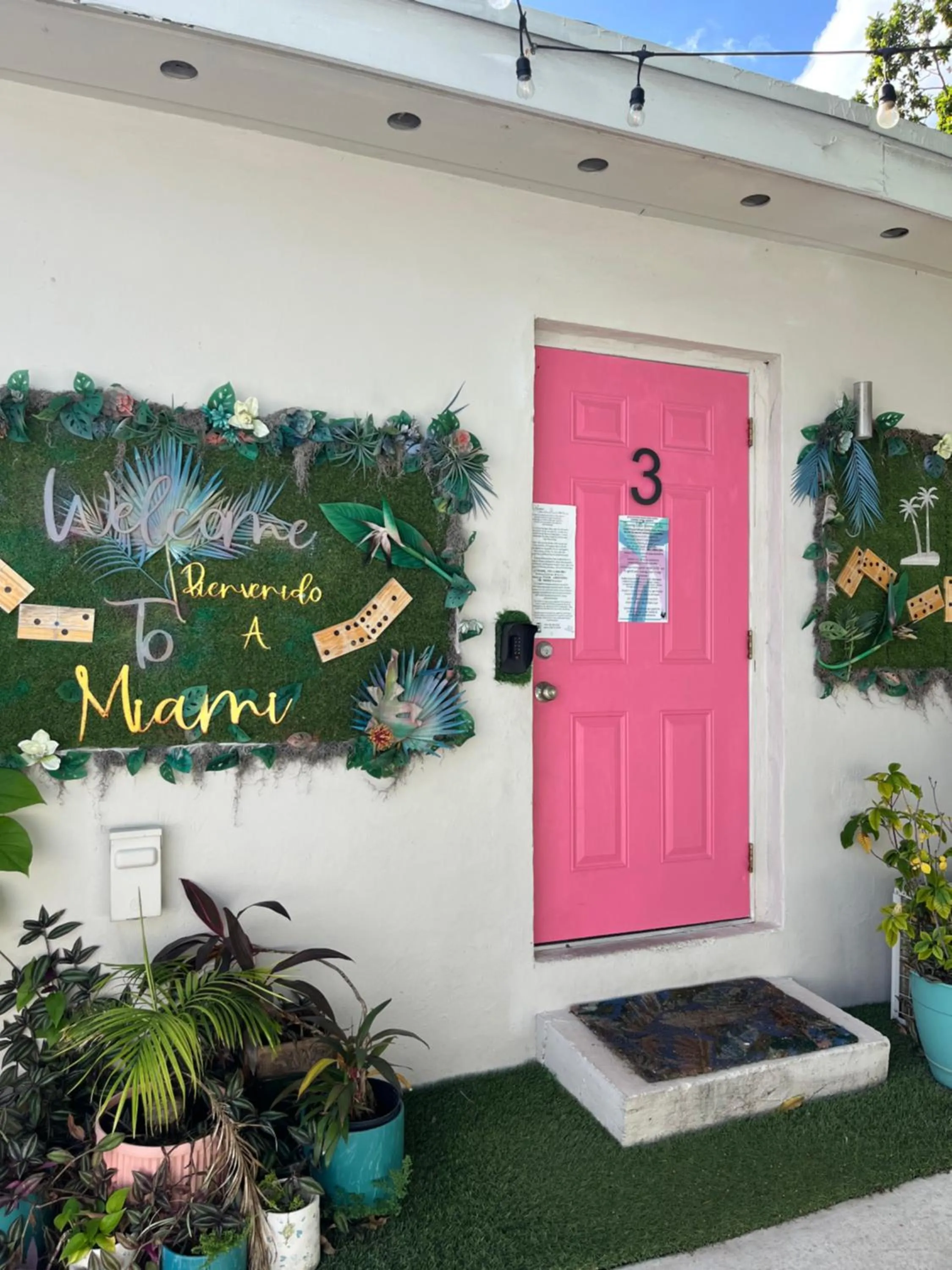 Stunning Little Havana Suites Close to airport, Calle Ocho, Brickell, Wynwood and the Beaches - Free Parking