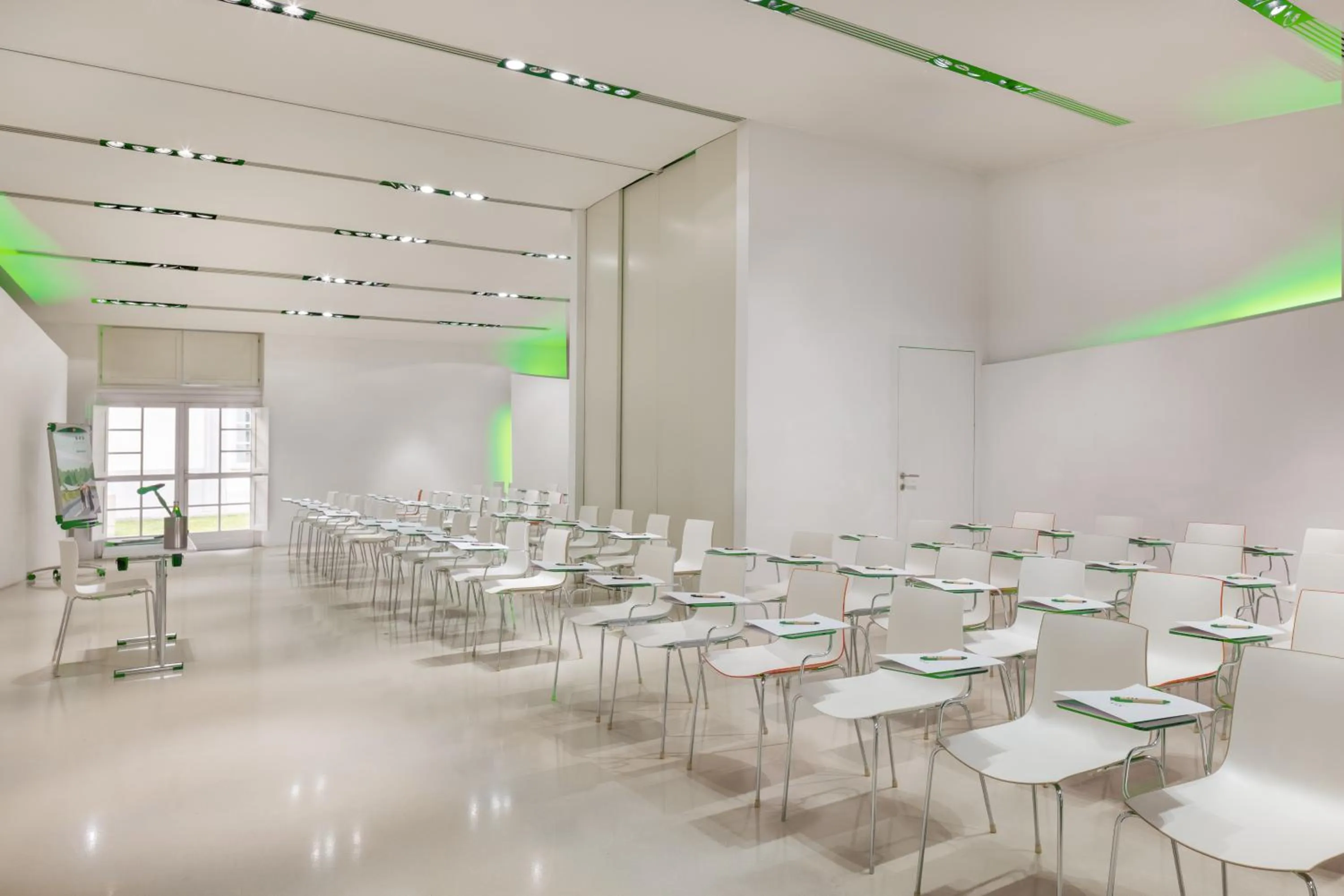 Meeting/conference room in UNA Hotels Vittoria Firenze