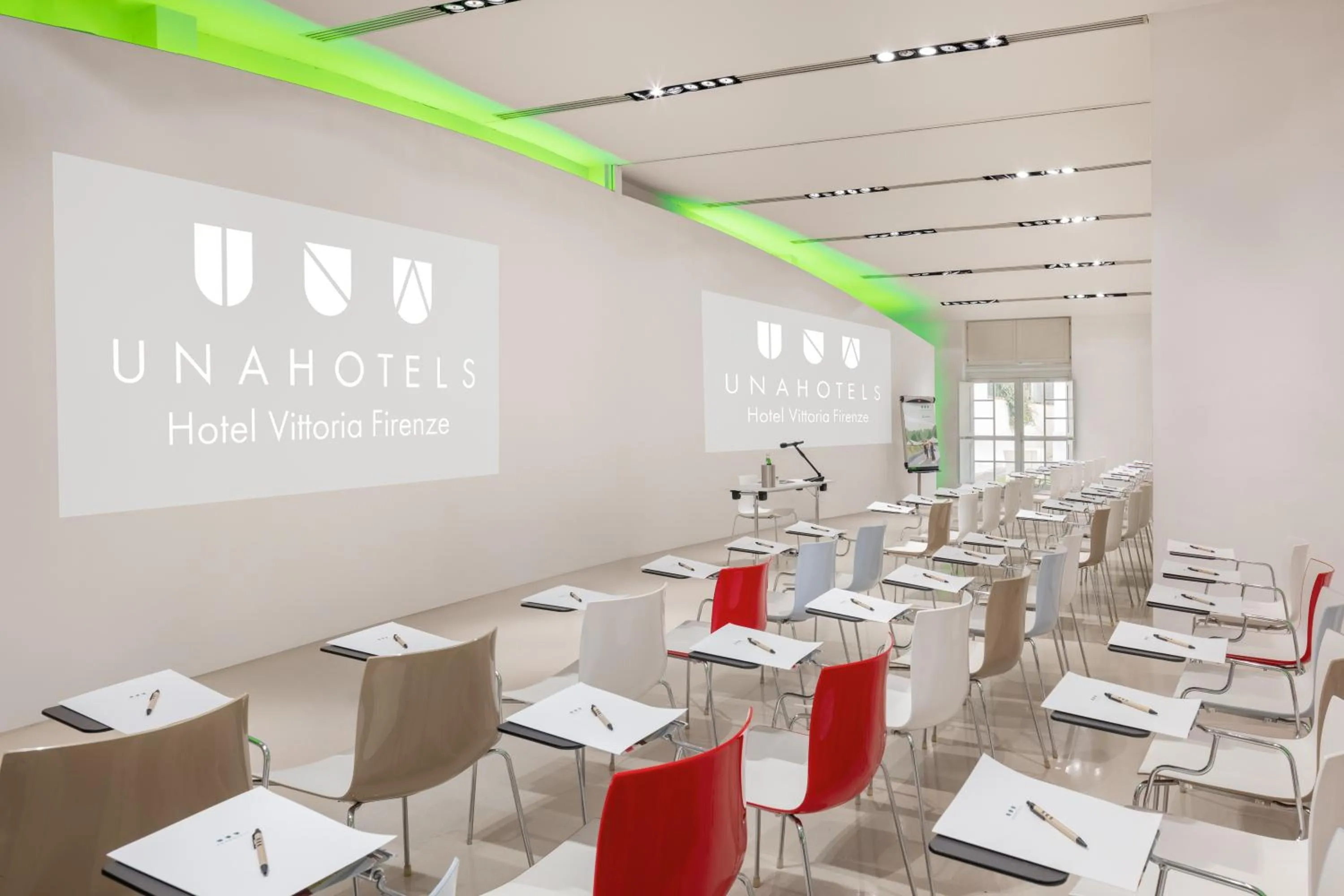 Meeting/conference room in UNA Hotels Vittoria Firenze