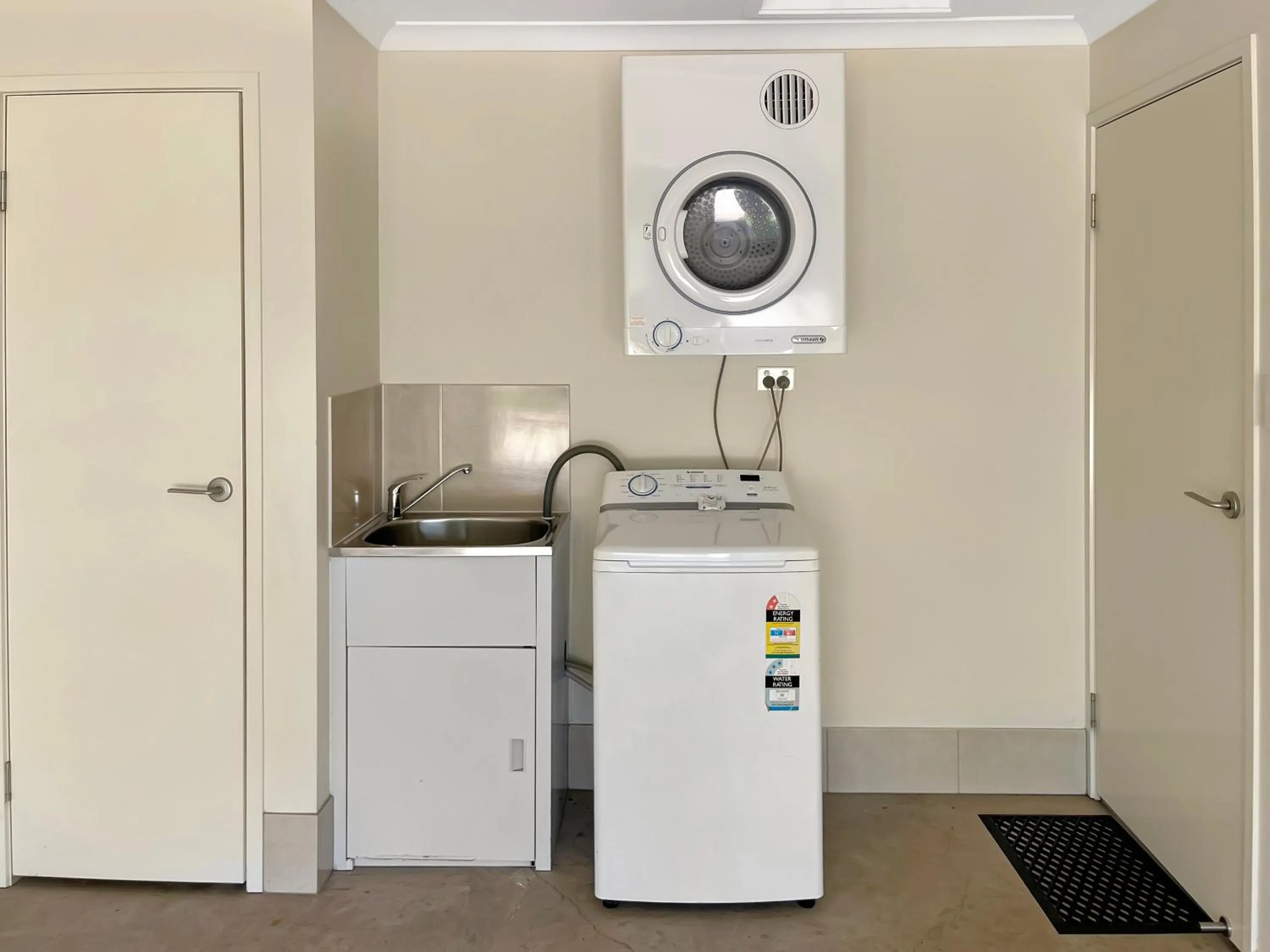 washing machine in Direct Collective - Villas on Rivergum