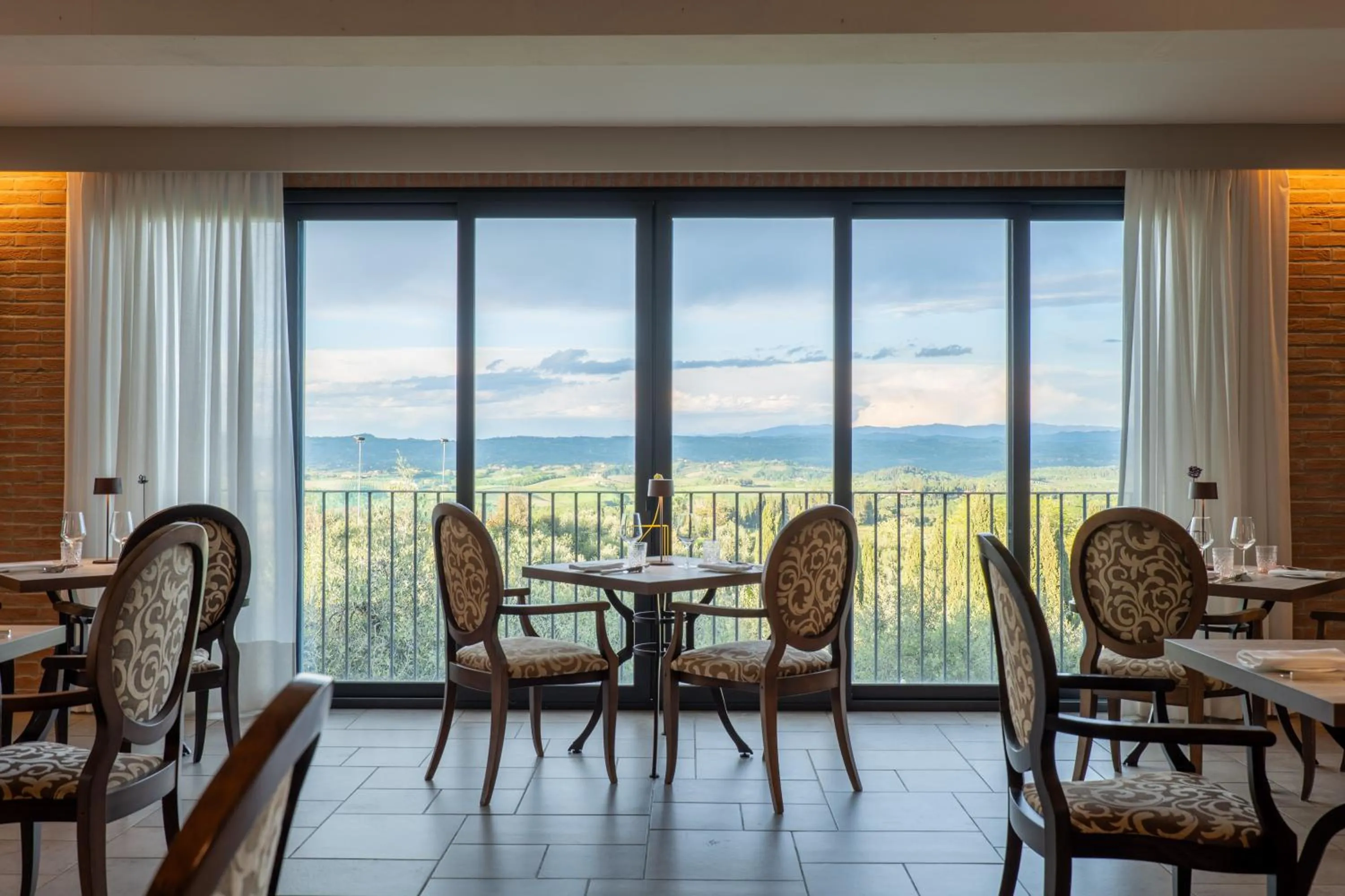 Restaurant/places to eat in Villasanpaolo Resort & Spa