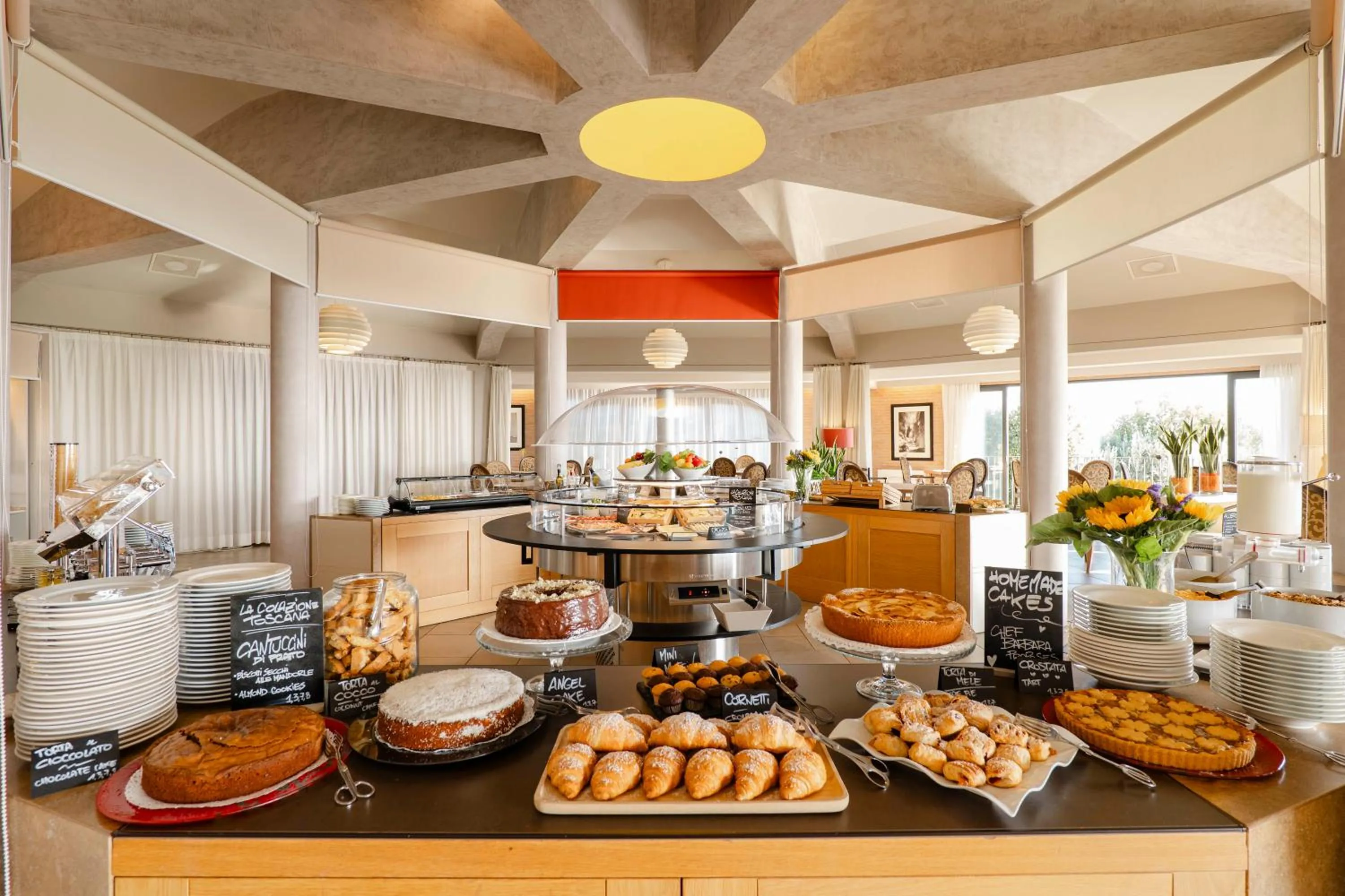 Food and drinks in Villasanpaolo Resort & Spa