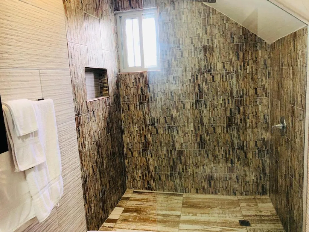 Luxury Apartments and Rooms,The Lagoons