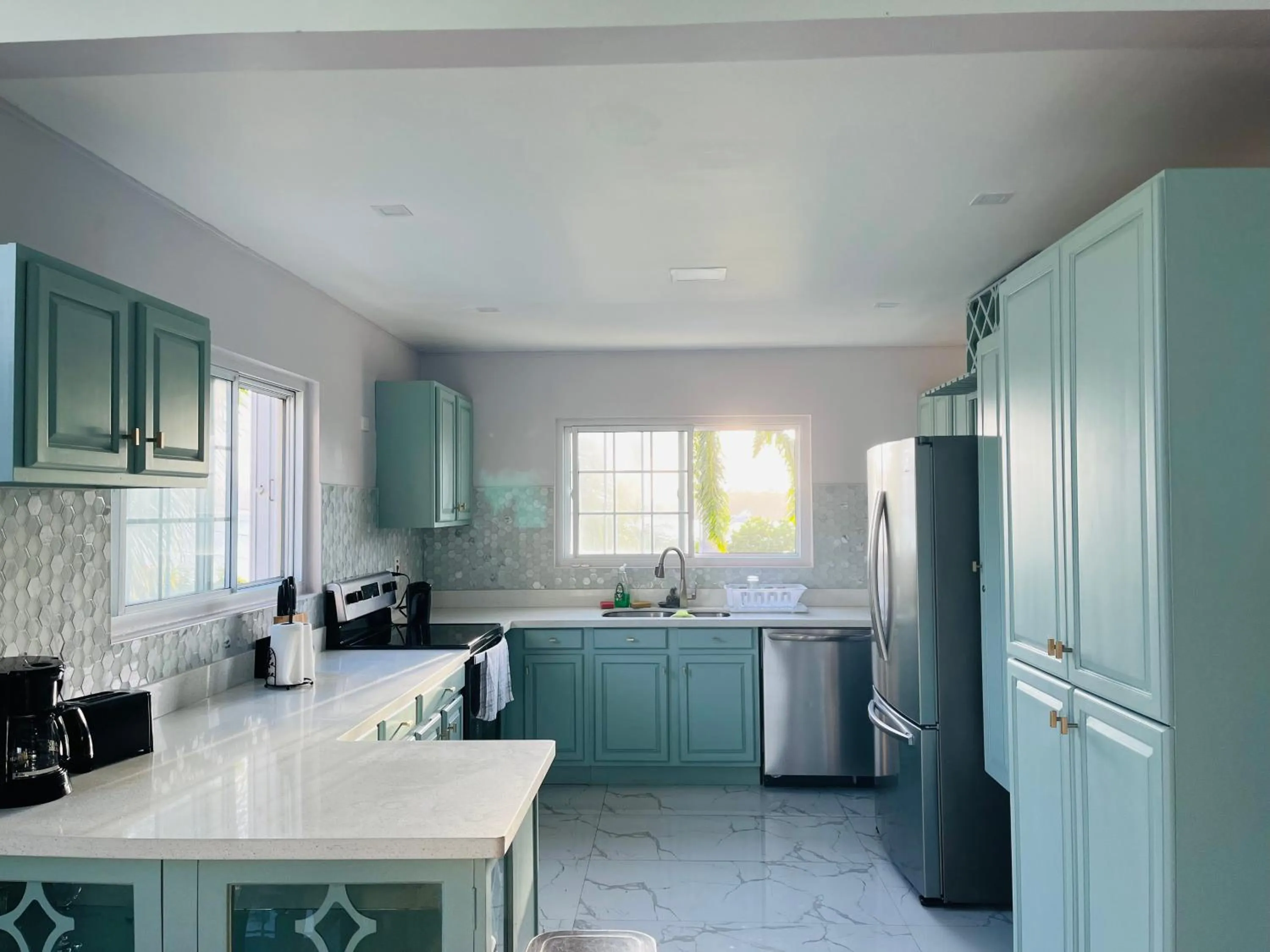 Kitchen or kitchenette in Luxury Apartments and Rooms,The Lagoons