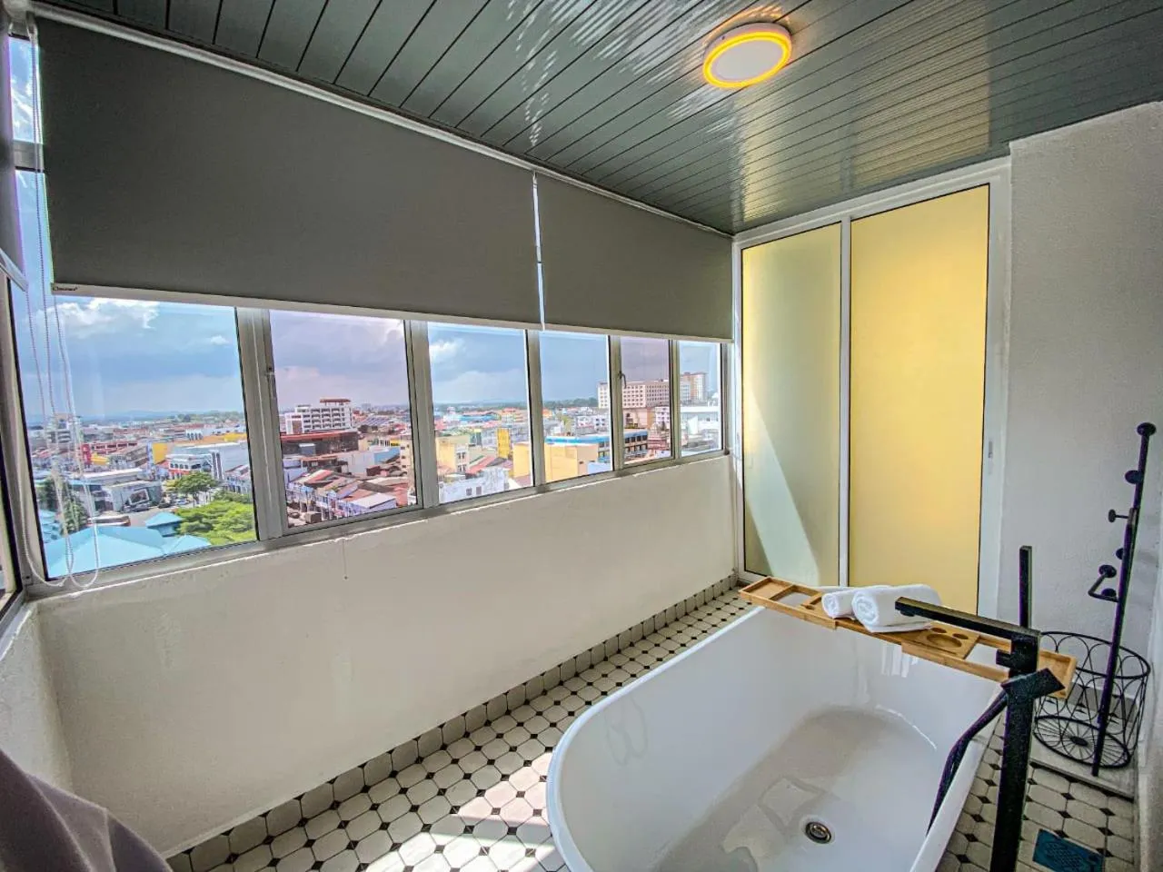 Bath in Muar Traders Hotel
