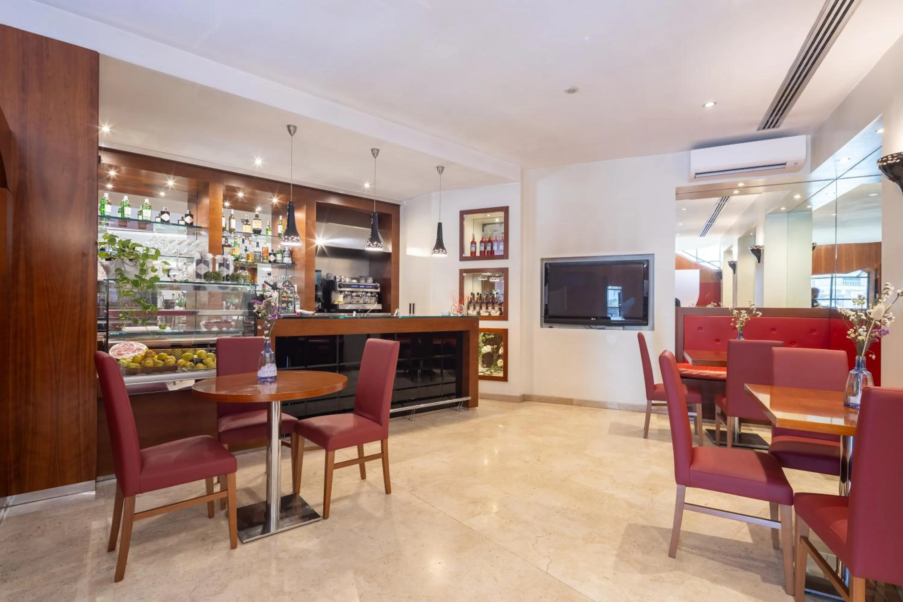 Lounge or bar in Exe Toscana